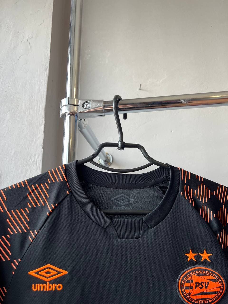 Umbro 2019/20 PSV EINDHOVEN AWAY SOCCER JERSEY FOOTBALL SHIRT S Size US S / EU 44-46 / 1 - 4 Thumbnail