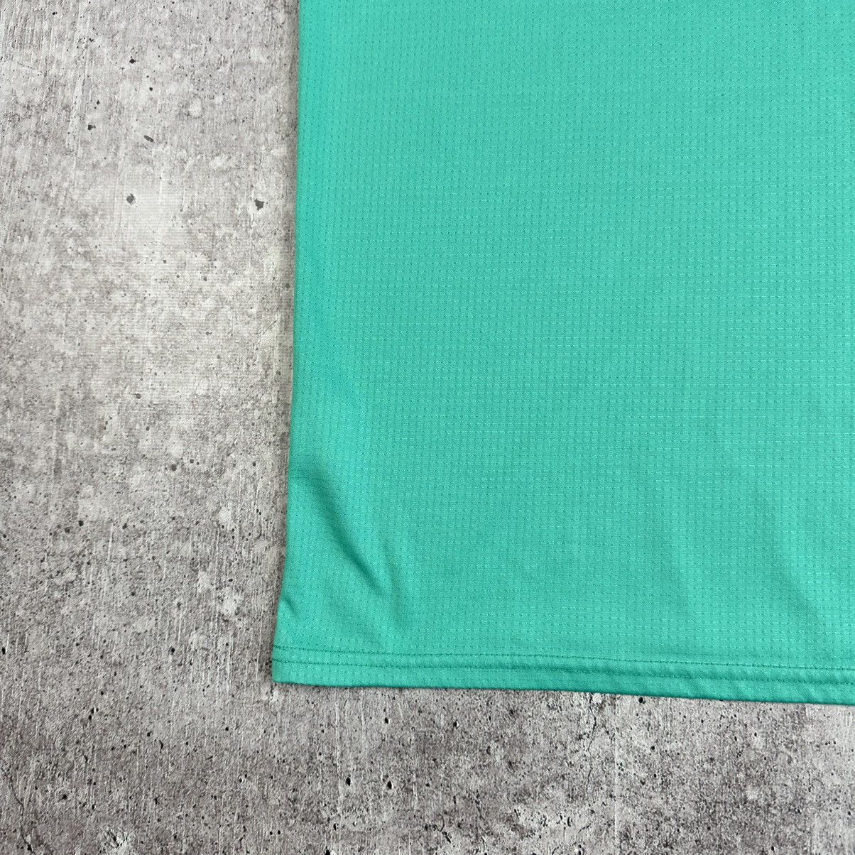 Mercedes-Benz Vintage Mercedes Benz AMG Petronas F1 Formula One Jersey Size US M / EU 48-50 / 2 - 13 Thumbnail