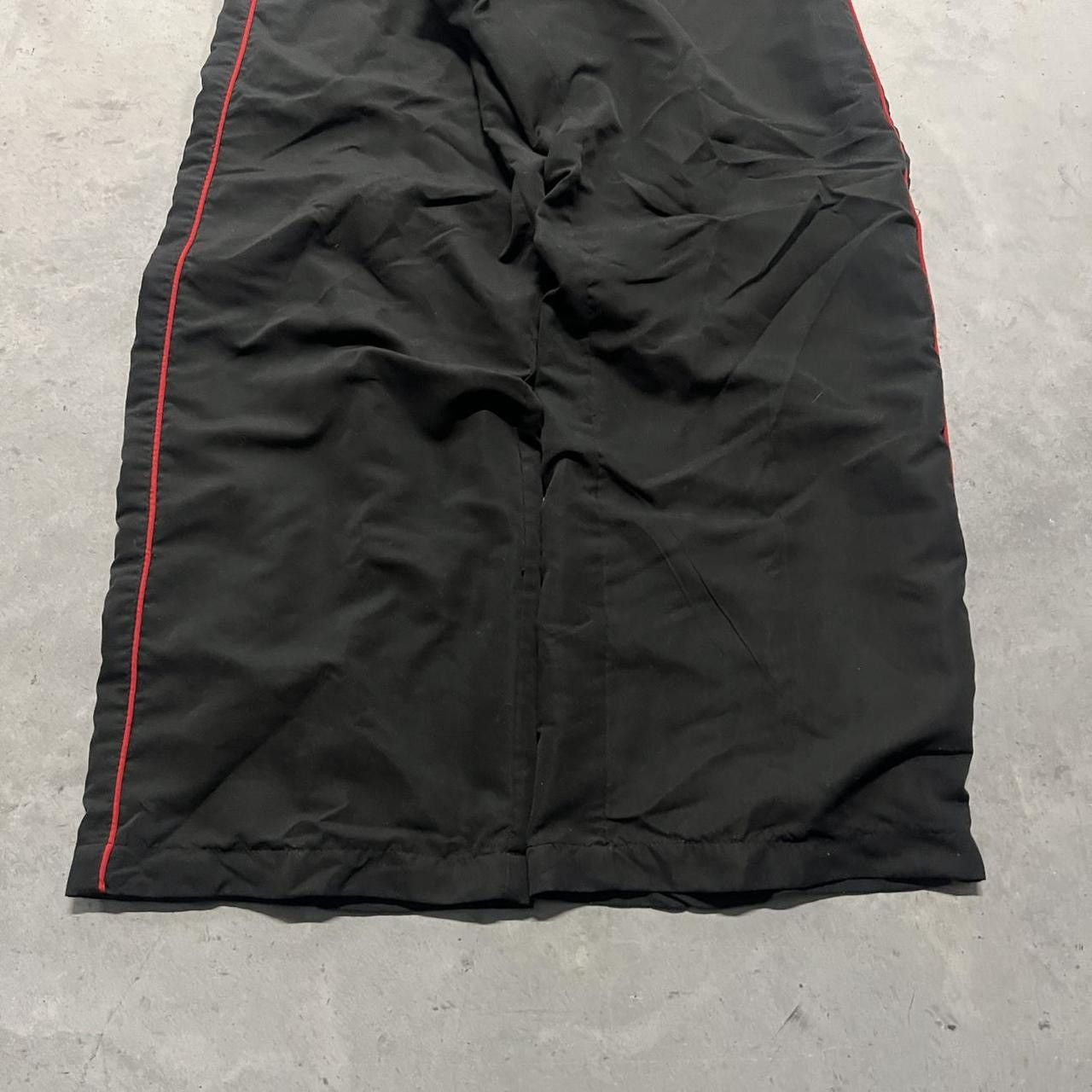 Vintage Crazy Vintage Baggy Black and red wide leg Track pants Size US 34 / EU 50 - 4 Thumbnail