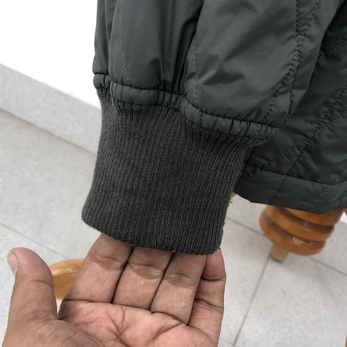 Uniqlo UNIQLO HEATTECH WARM PADDED JACKET Size US M / EU 48-50 / 2 - 15 Thumbnail