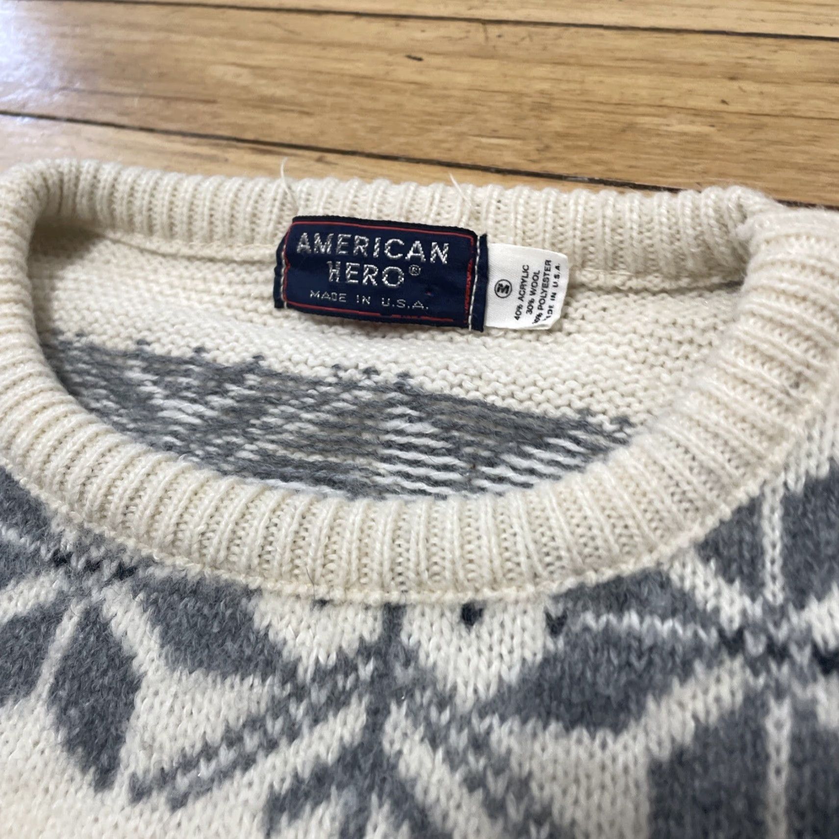Vintage VINTAGE American Hero Wool Sweater Men M Cream Fair Isle Diamond 90s Preppy Holliday FairIsle Knitted Pullover Crew Neck Mens Sweater Size US M / EU 48-50 / 2 - 6 Thumbnail
