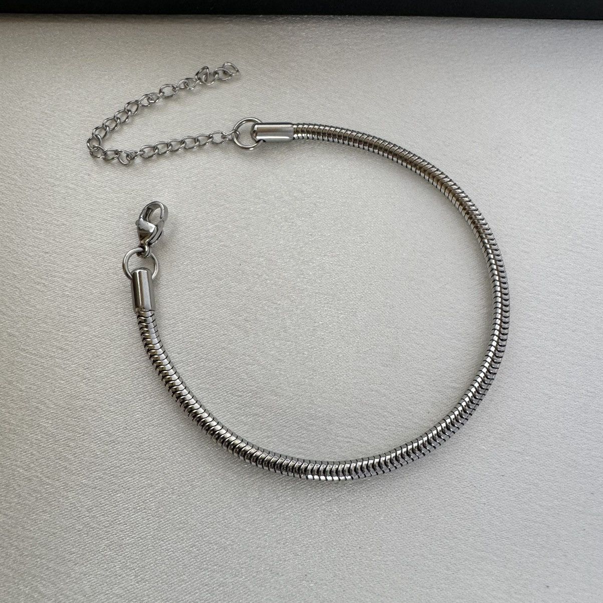 Other Adjustable Snake Bone Chain Bracelet for Men Women Size ONE SIZE - 3 Thumbnail