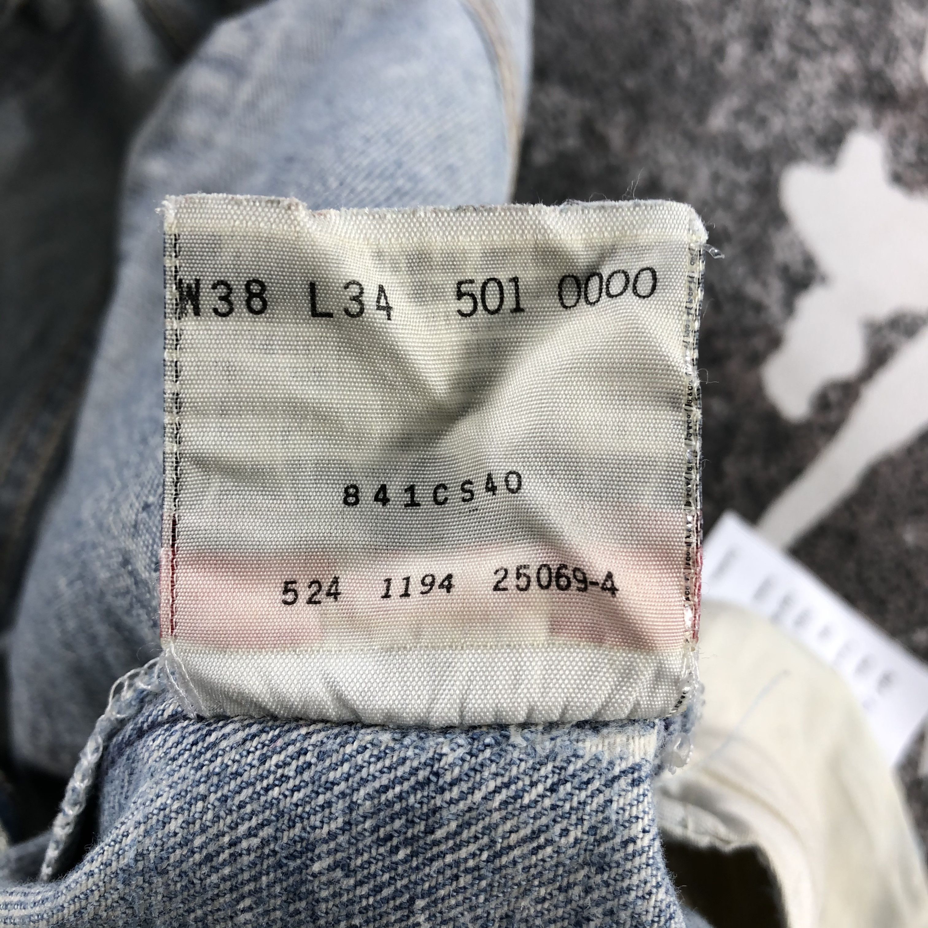 Levi's Vintage 90s Levi's 501 Jeans Distressed Denim KJ889 Size US 36 / EU 52 - 22 Thumbnail