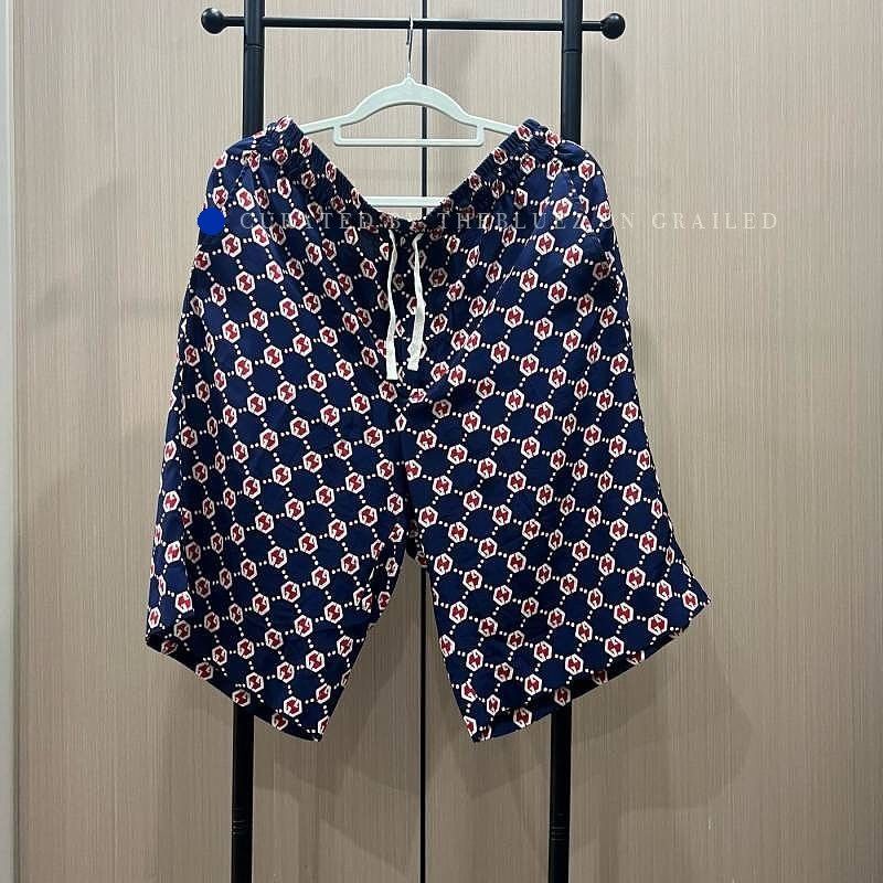 Gucci Silk Logo Print Shorts in Blue Size US 32 / EU 48 - 1 Preview
