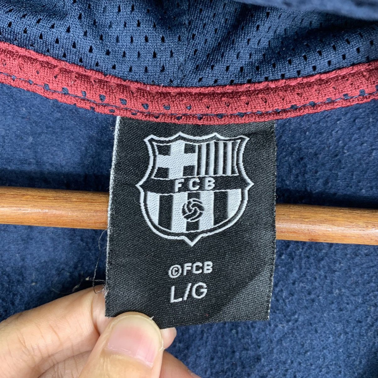 Vintage Vintage FCB Football Club Jersey Sweater Hoodie Size US S / EU 44-46 / 1 - 5 Thumbnail