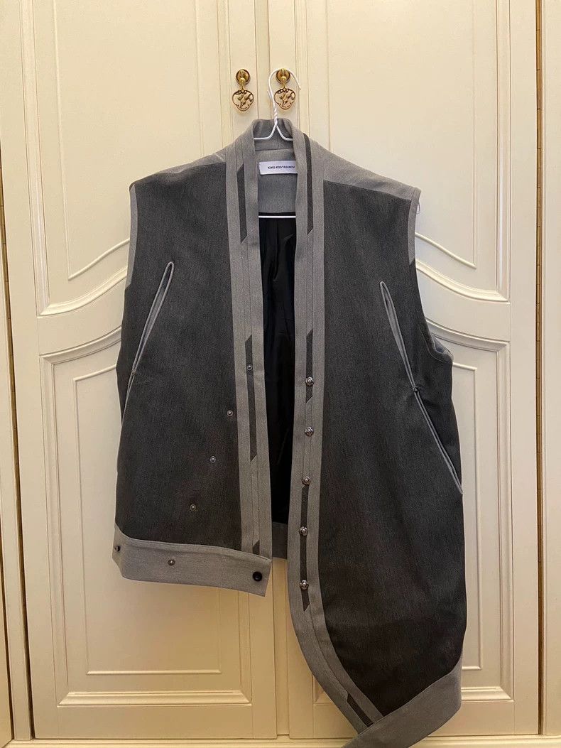 Kiko Kostadinov 22FW Asymmetrical Vest 2506-Nextarrow