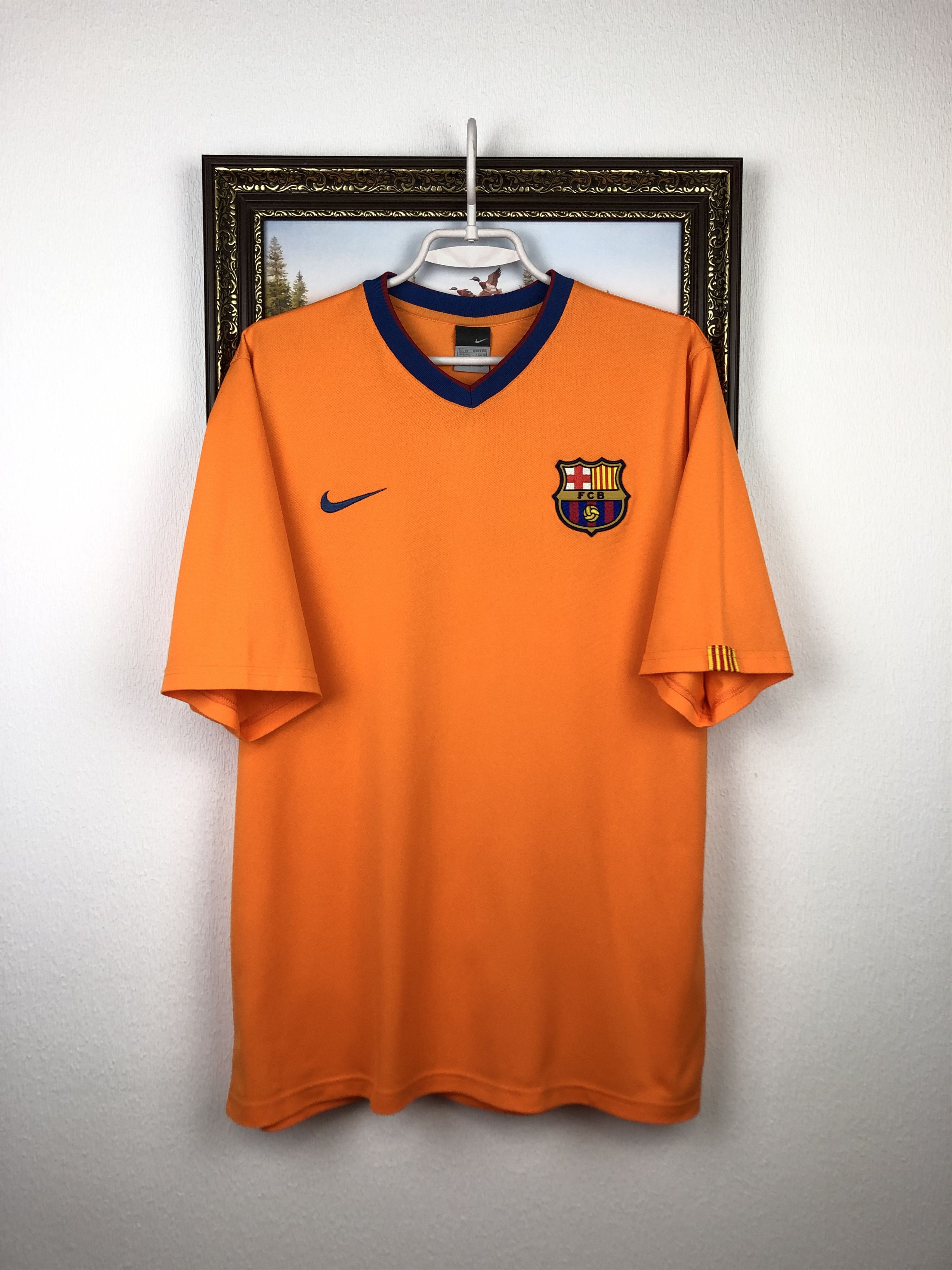 Nike Barcelona football shirt 2006 Soccer Nike Jersey Tee Hype Size US XL / EU 56 / 4 - 1 Thumbnail