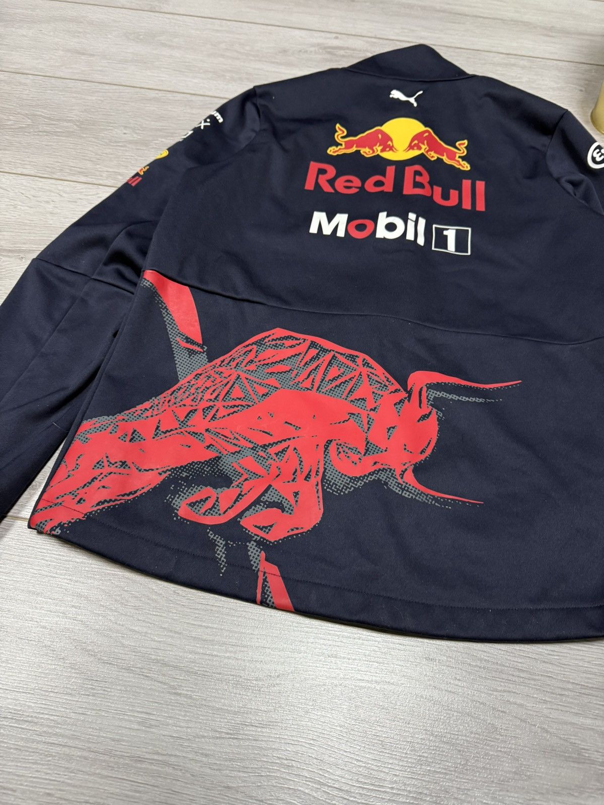 Puma × Red Bull Puma Red Bull Pirelli mobil 1 big logo print jacket zip Size US M / EU 48-50 / 2 - 9 Thumbnail