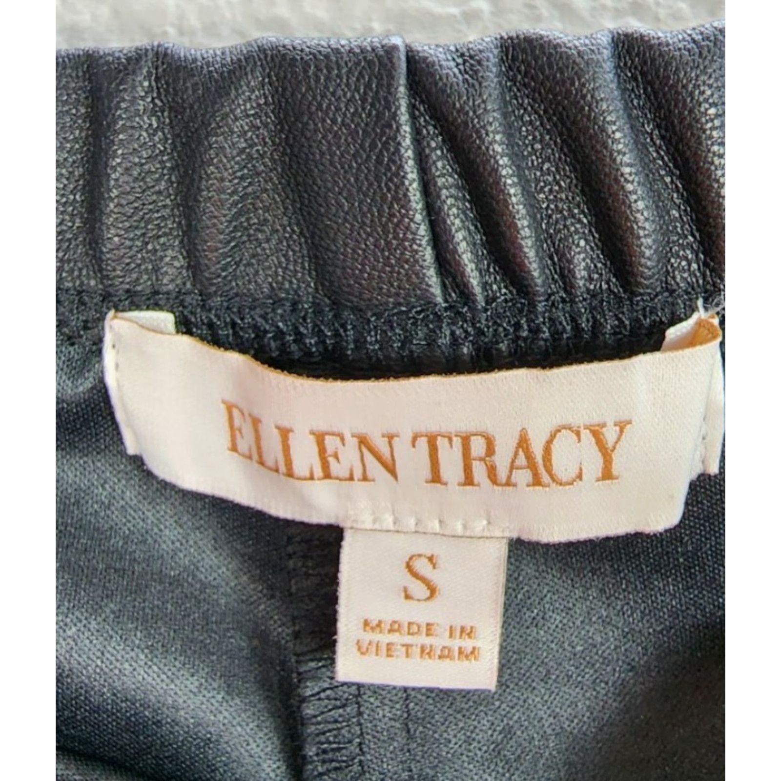 Ellen Tracy Women's Ellen Tracy Black Faux Leather Leggings Pants Walking Casual Sz S NWT Size 28" / US 6 / IT 42 - 3 Thumbnail