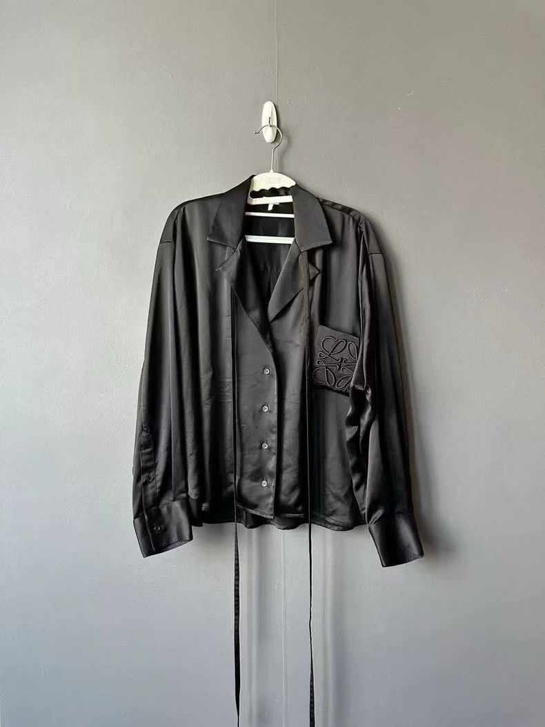 Loewe Loewe Black Silk Logo Button-Up Shirt Size US M / EU 48-50 / 2 - 1 Thumbnail