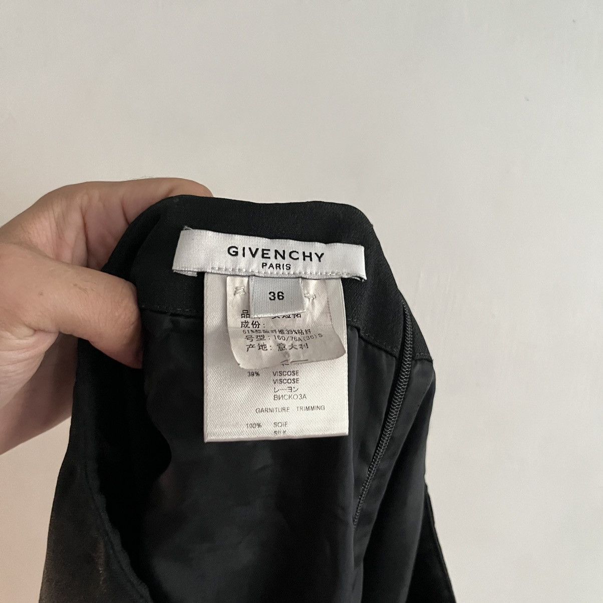 Givenchy Givenchy Flared Mini Skirt Size 25" / US 0 / IT 36 - 7 Thumbnail