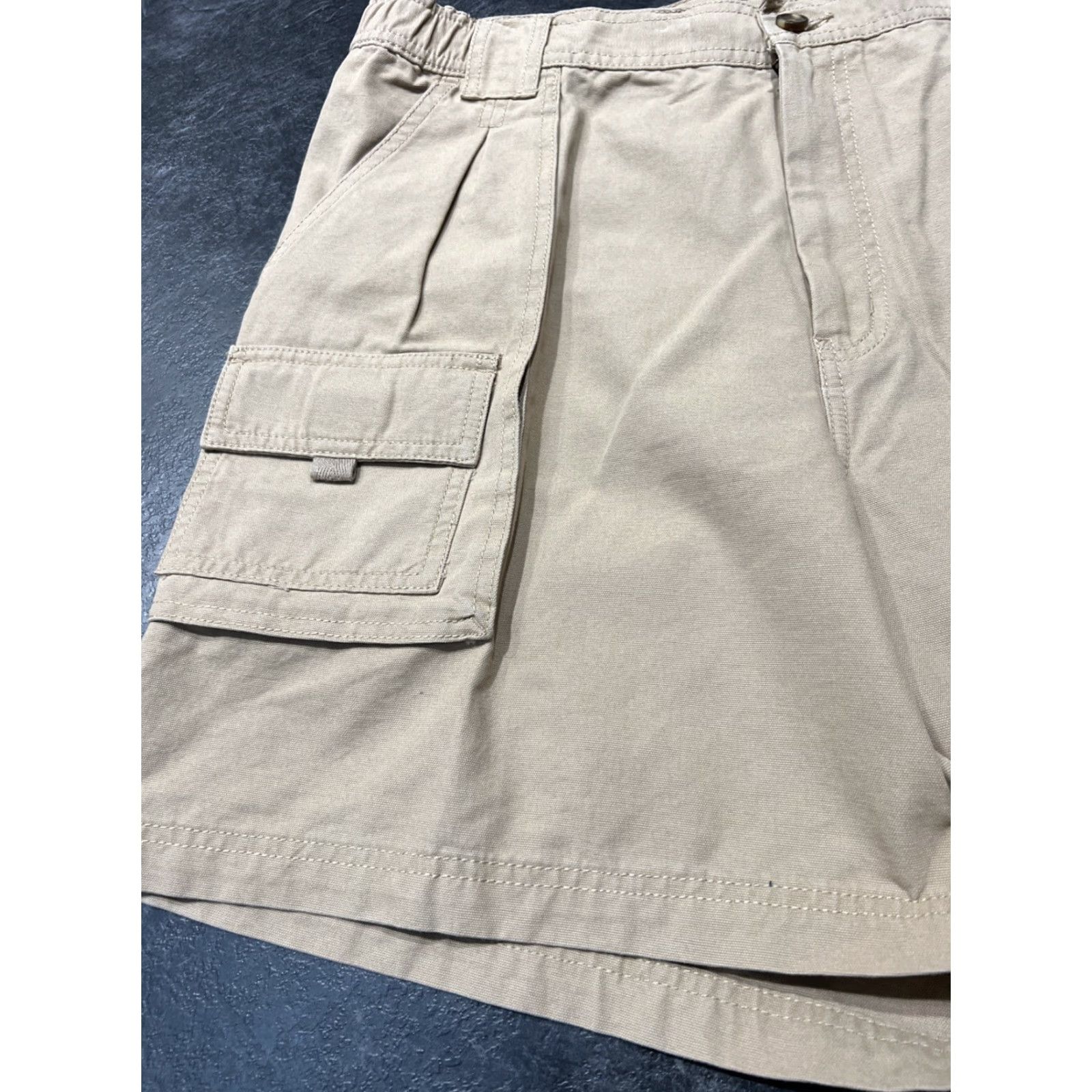 Vintage Saddlebred Casual Cargo Shorts 40x7 40W Beige Men Regular 40 7” Khaki Casual Saddlebred Mens Size US 40 / EU 56 - 7 Thumbnail