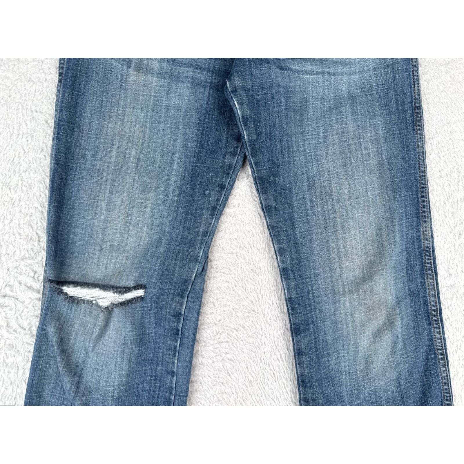 Wrangler Wrangler Jeans Girls 14 Blue Denim Distressed Relaxed Bootcut Mid Rise 26x27 Jeans Size 36" / US 14 / IT 50 - 3 Thumbnail