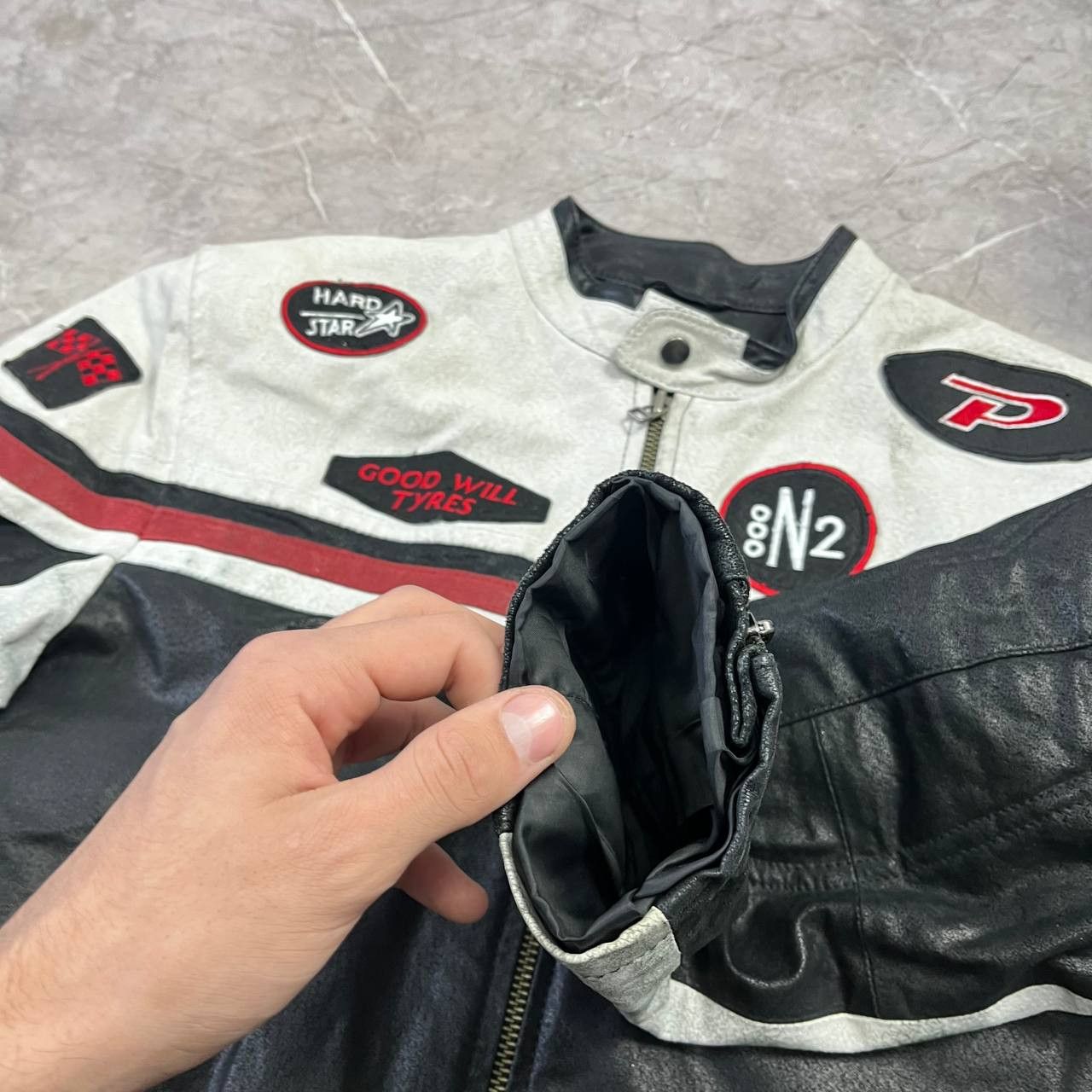 Japanese Brand Vintage Much More White/Black Racing Leather Moto Jacket Size US M / EU 48-50 / 2 - 15 Thumbnail