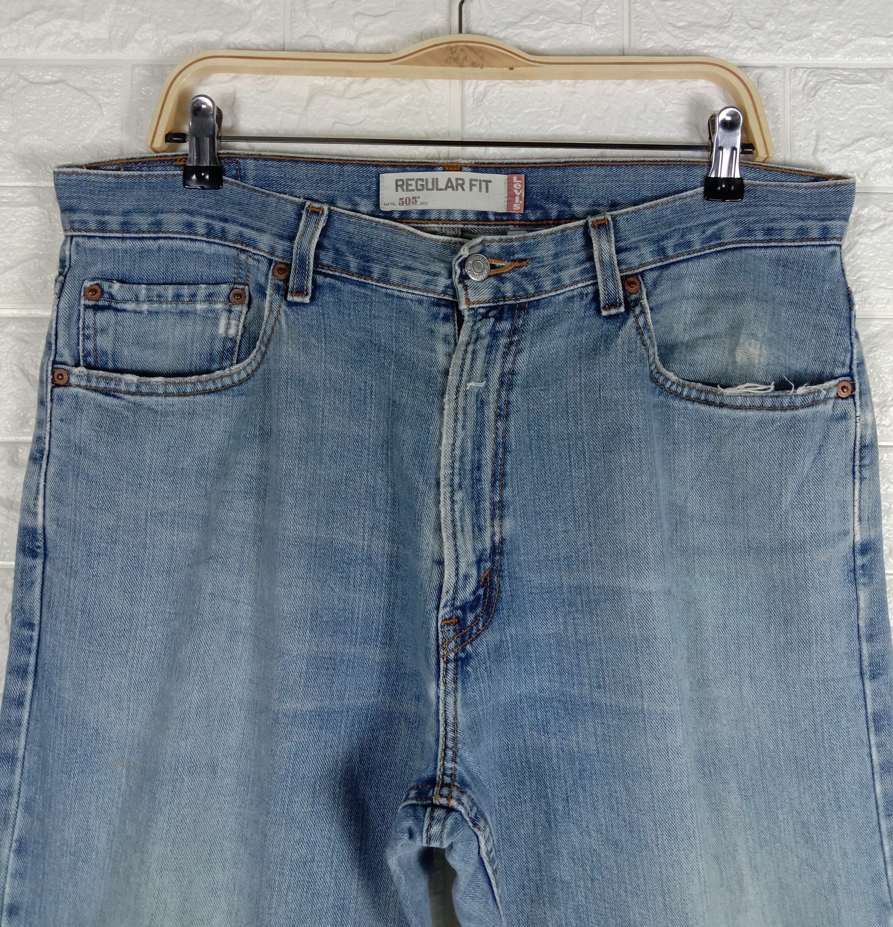 Levi's Vintage Levi's 505 Jeans Regular Fit Distressed Denim Size US 36 / EU 52 - 2 Thumbnail