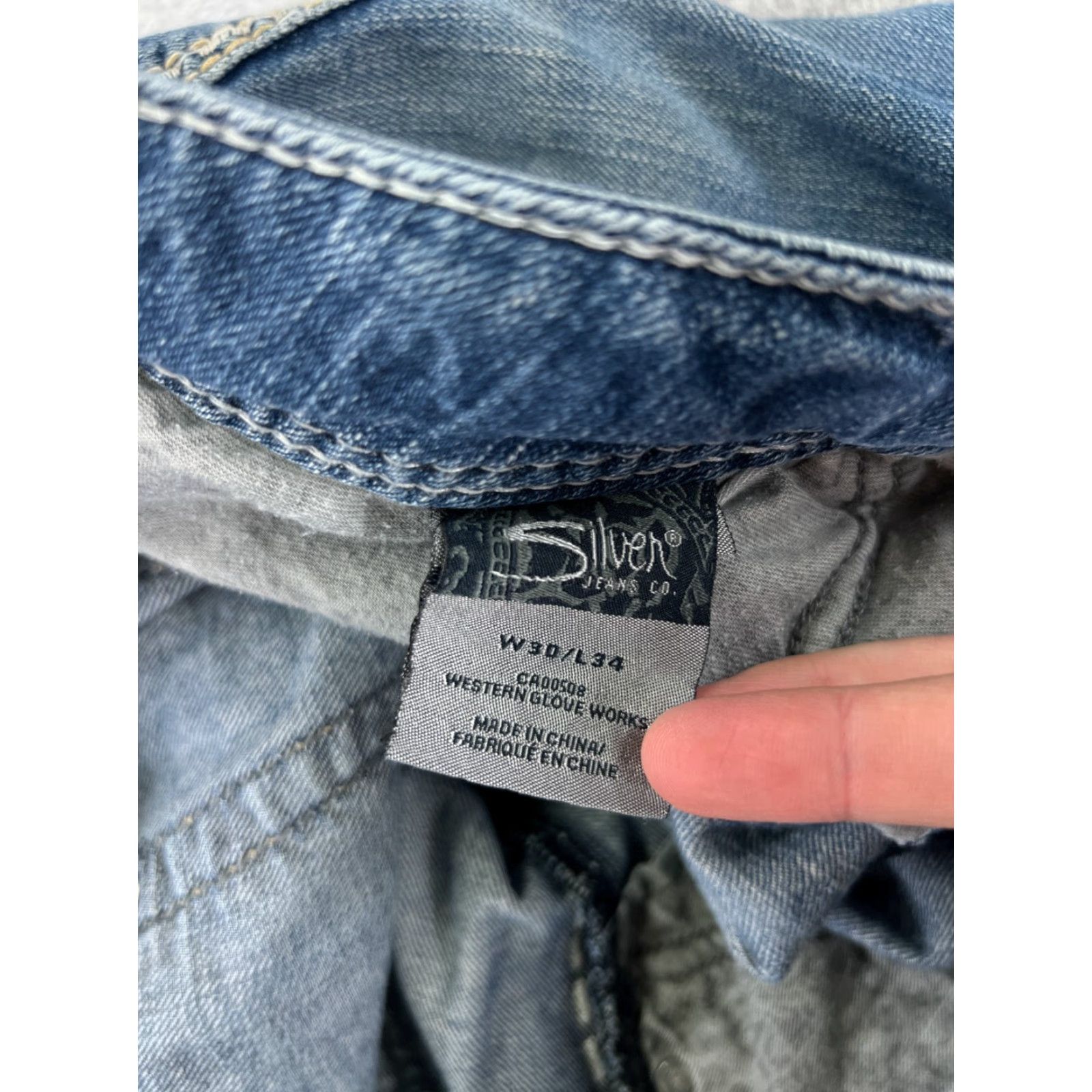 Silver Jeans Co. Silver Jeans Women's Blue Denim Suki Bootcut Jeans Size 30 Mid Rise Cotton Stretch Size 30" / US 8 / IT 44 - 4 Thumbnail