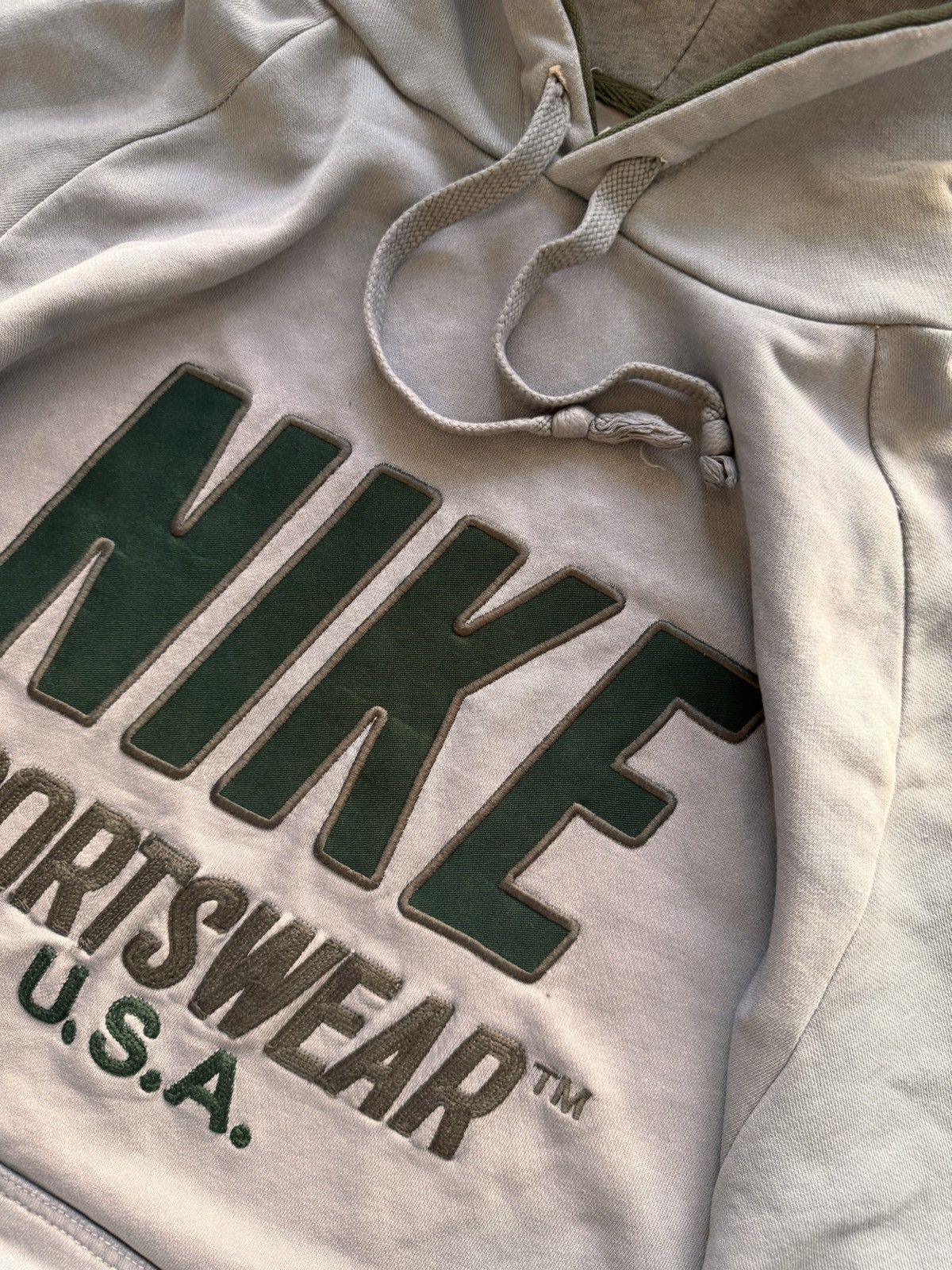 Nike × Vintage NIKE VINTAGE CENTER LOGO OVERSIZE BOXY HOODIE Size US L / EU 52-54 / 3 - 5 Thumbnail