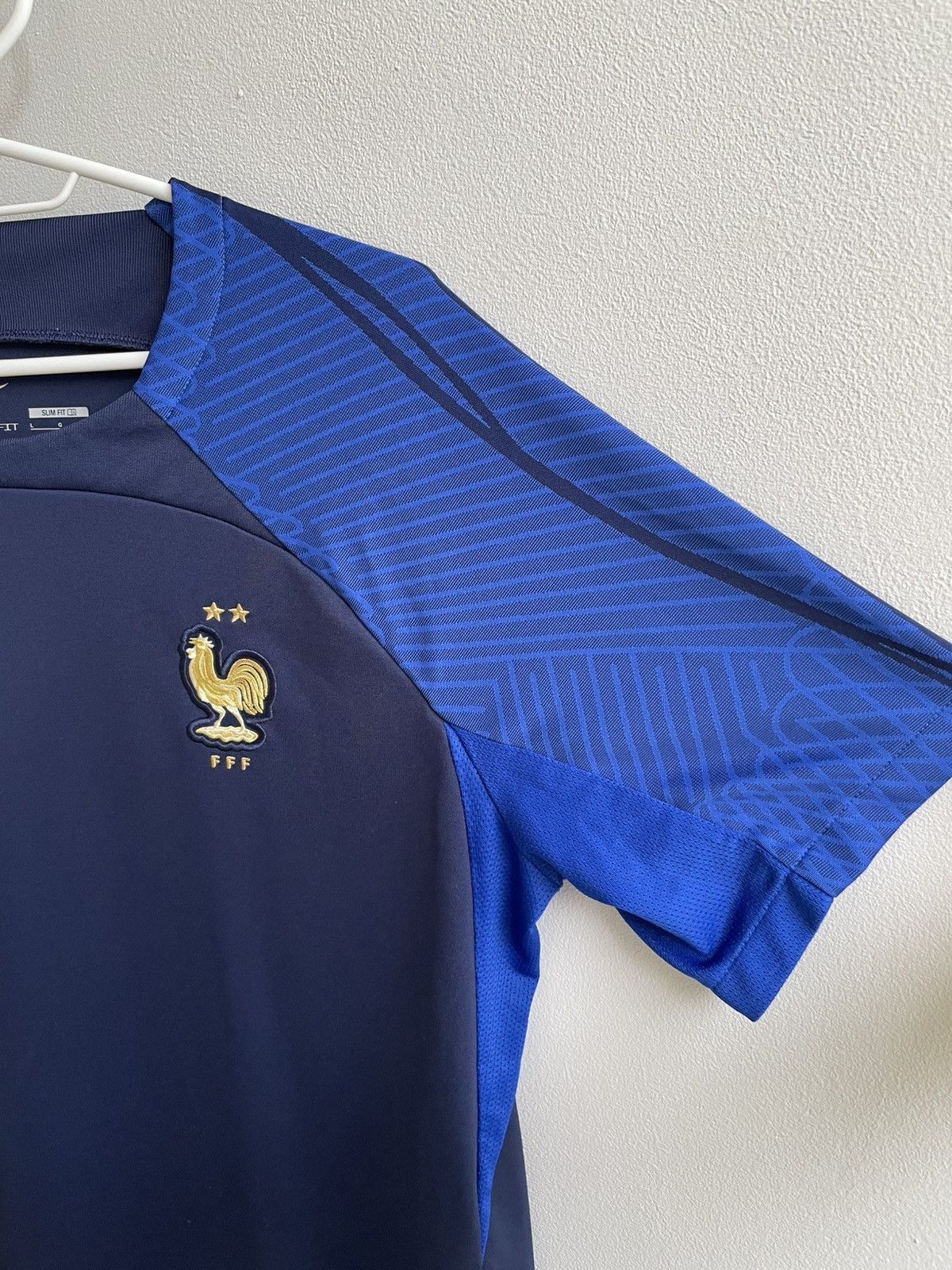Vintage France FFF 2022 2023 Training Football Soccer Jersey Shirt Size US L / EU 52-54 / 3 - 4 Thumbnail