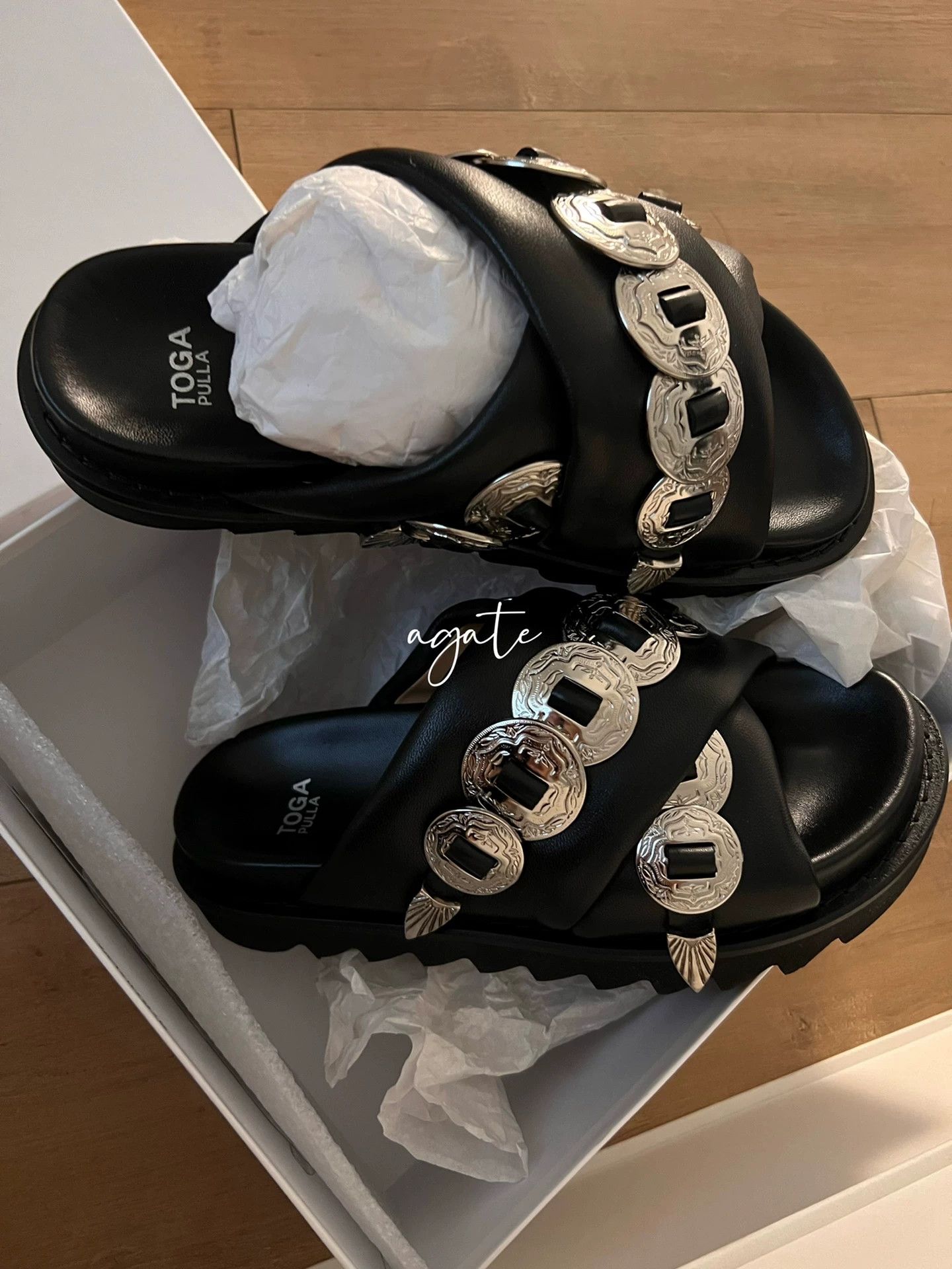 Toga Toga Gold Coin Slippers 38 In Stock (Original Box) Size US 7.5 / IT 37.5 - 5 Thumbnail