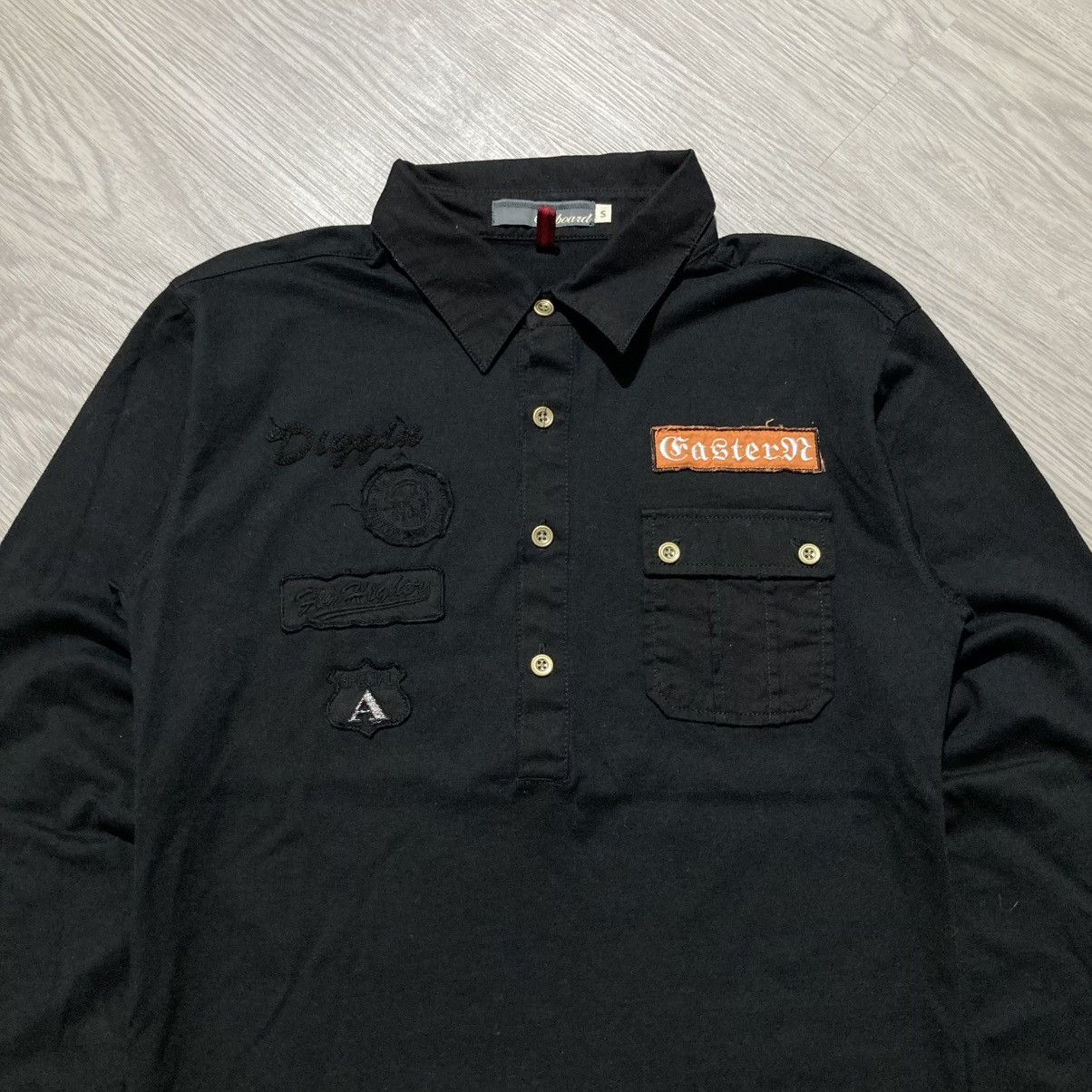 14th Addiction 2000s On Board Patch Logo Halfbutton Shirt Gothic Punk Style Size US S / EU 44-46 / 1 - 2 Thumbnail