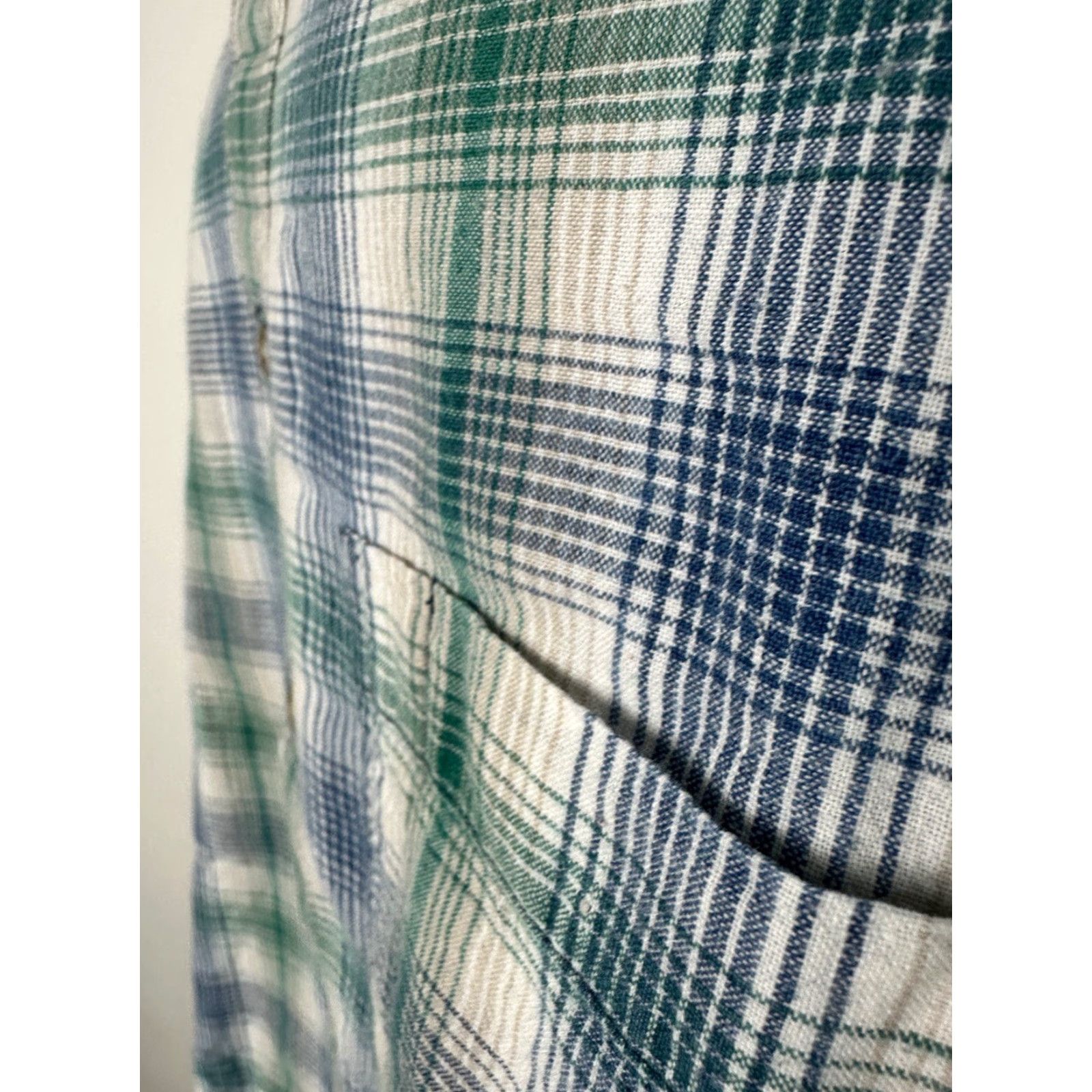 Roundtree & Yorke VINTAGE Roundtree & Yorke Shirt Men XL Long Sleeve Button-Down Outdoor Plaid 90s Casual Hipster Travel Size US XL / EU 56 / 4 - 7 Thumbnail