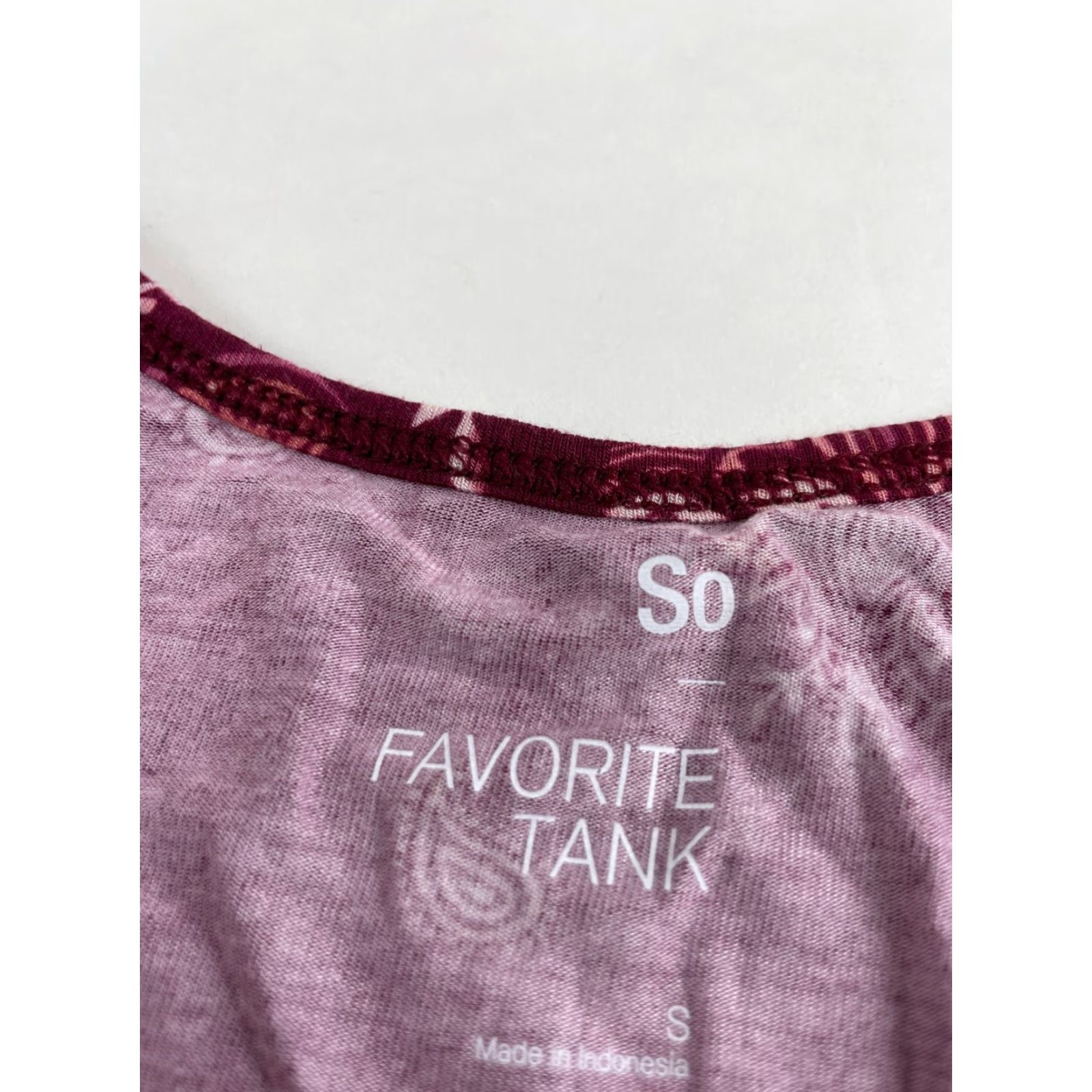 Vintage SO Tank Top Women’s Small Burgundy Paisley Sleeveless Round Neck NWT Shirt Casual Size S / US 4 / IT 40 - 6 Thumbnail