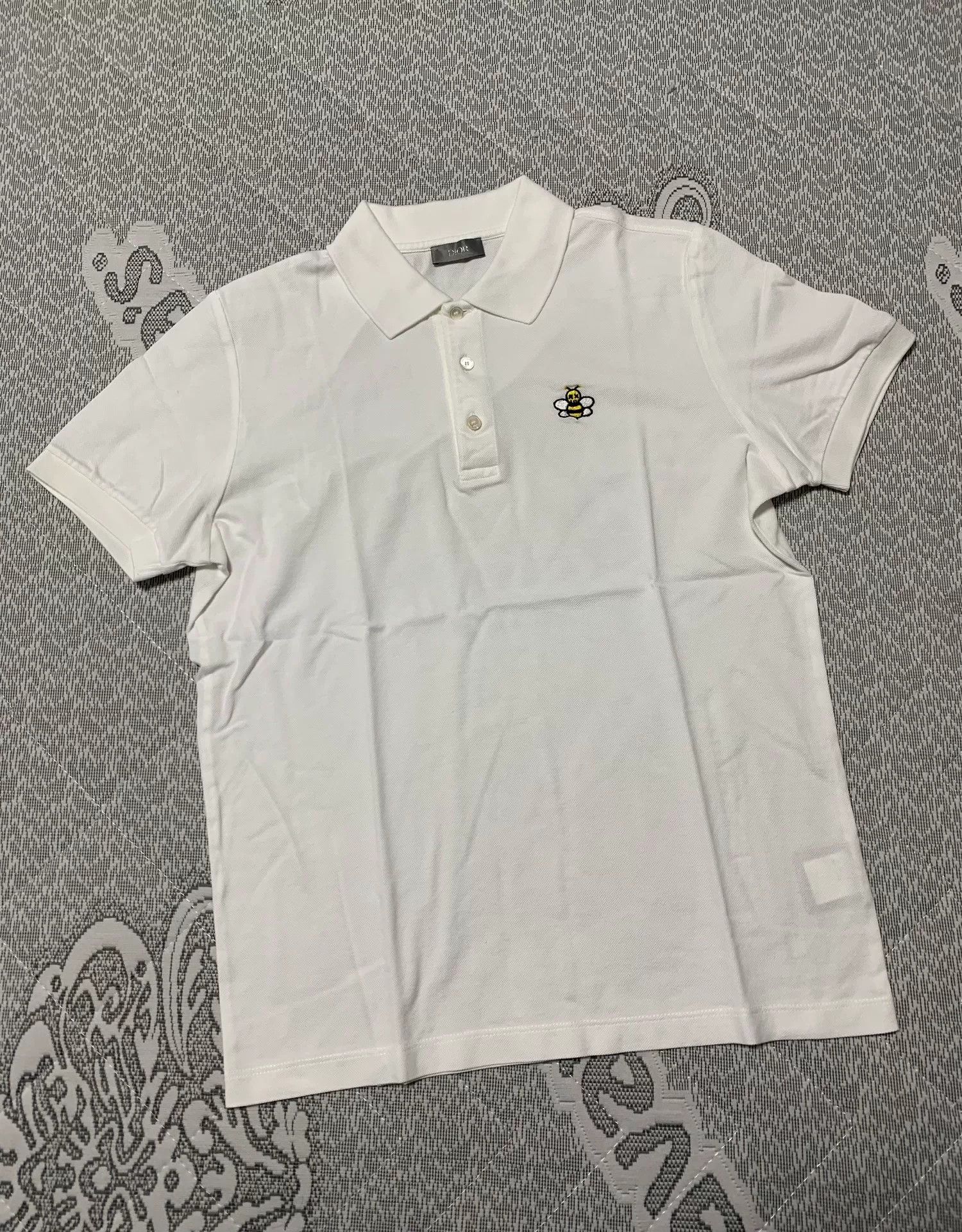 Dior Dior x Kaws Bee Embroidery Polo Shirt Size US M / EU 48-50 / 2 - 1 Thumbnail