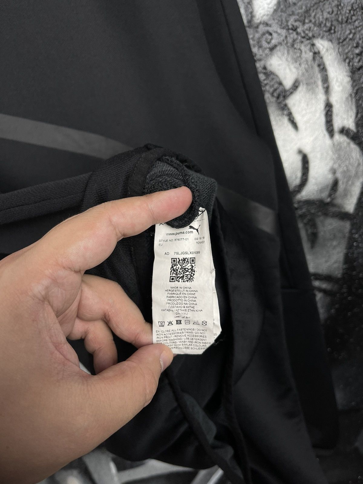 Mercedes-Benz × Puma Puma x Mercedes Benz AMG Petronas Racing Sweat Men’s Size M Size US M / EU 48-50 / 2 - 9 Thumbnail
