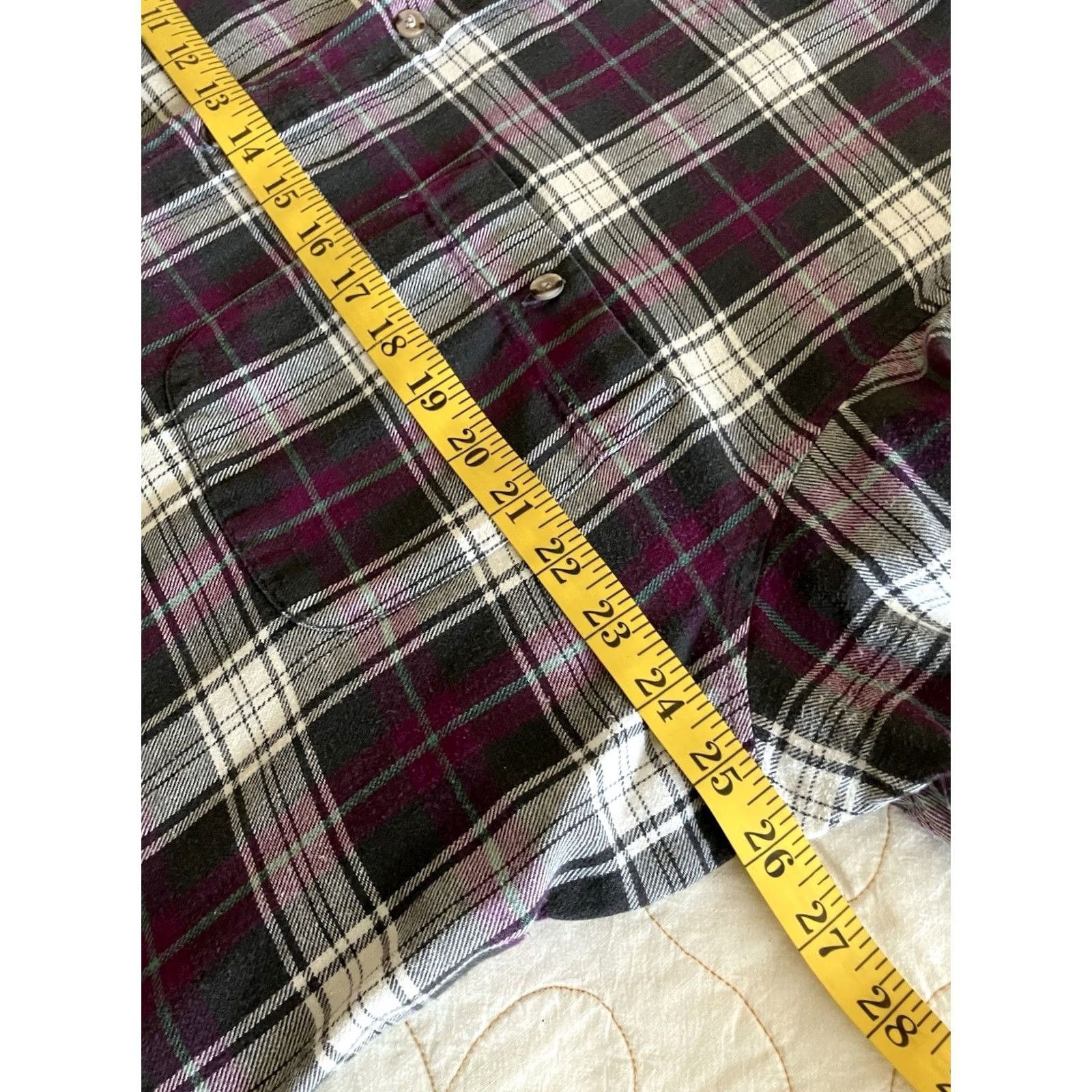 Sears VINTAGE Sears The Mens Store Button Up Shirt XL Green Plaid Long Sleeve 90s Mens Casual Cotton Flannel Pocket Shirt Boys Womens? Size US XL / EU 56 / 4 - 5 Thumbnail