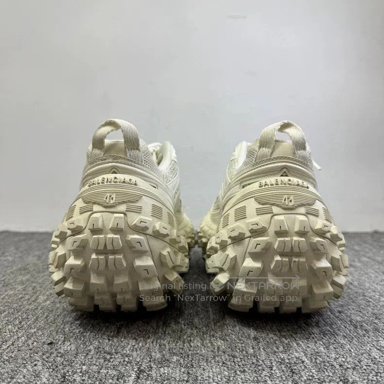 Balenciaga Balenciaga White Tire Sneakers. Size US 9.5 / EU 42-43 - 3 Thumbnail