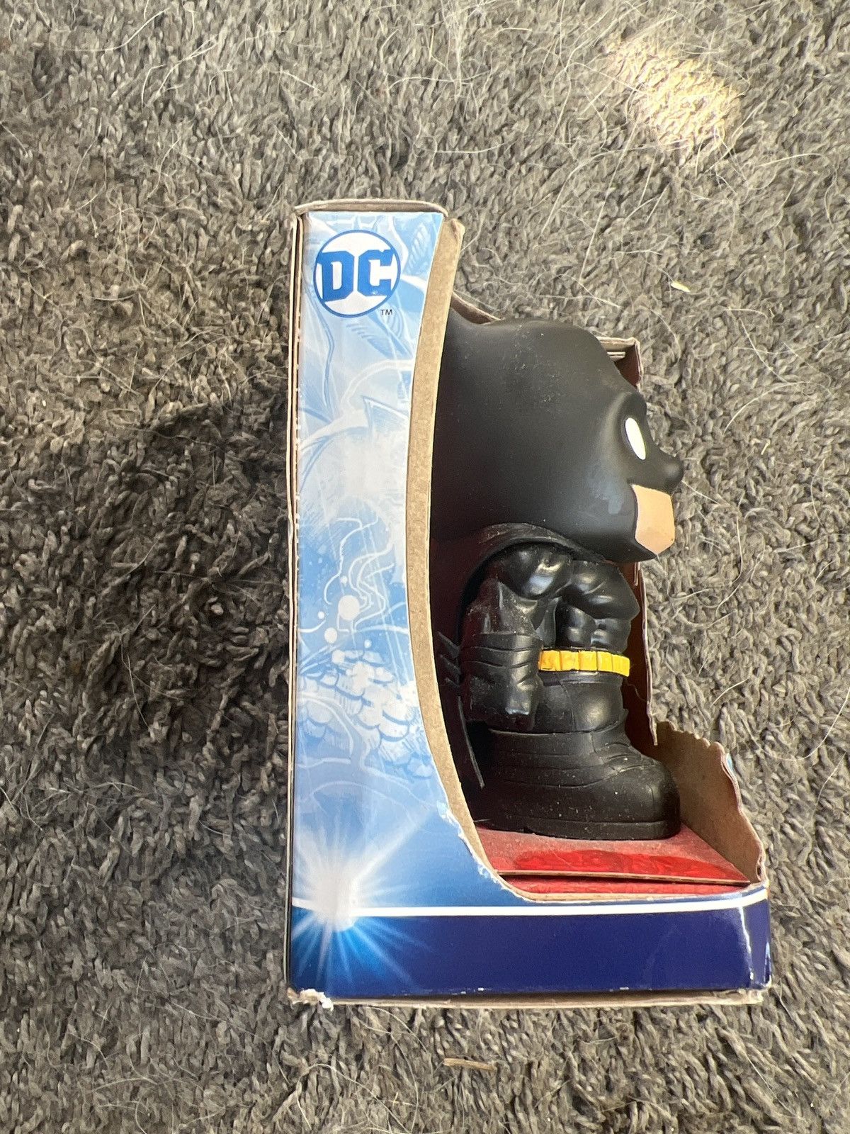 DC Comics 2022 DC Comics Ooshies Batman Black Suit Vinyl Edition Size ONE SIZE - 4 Thumbnail