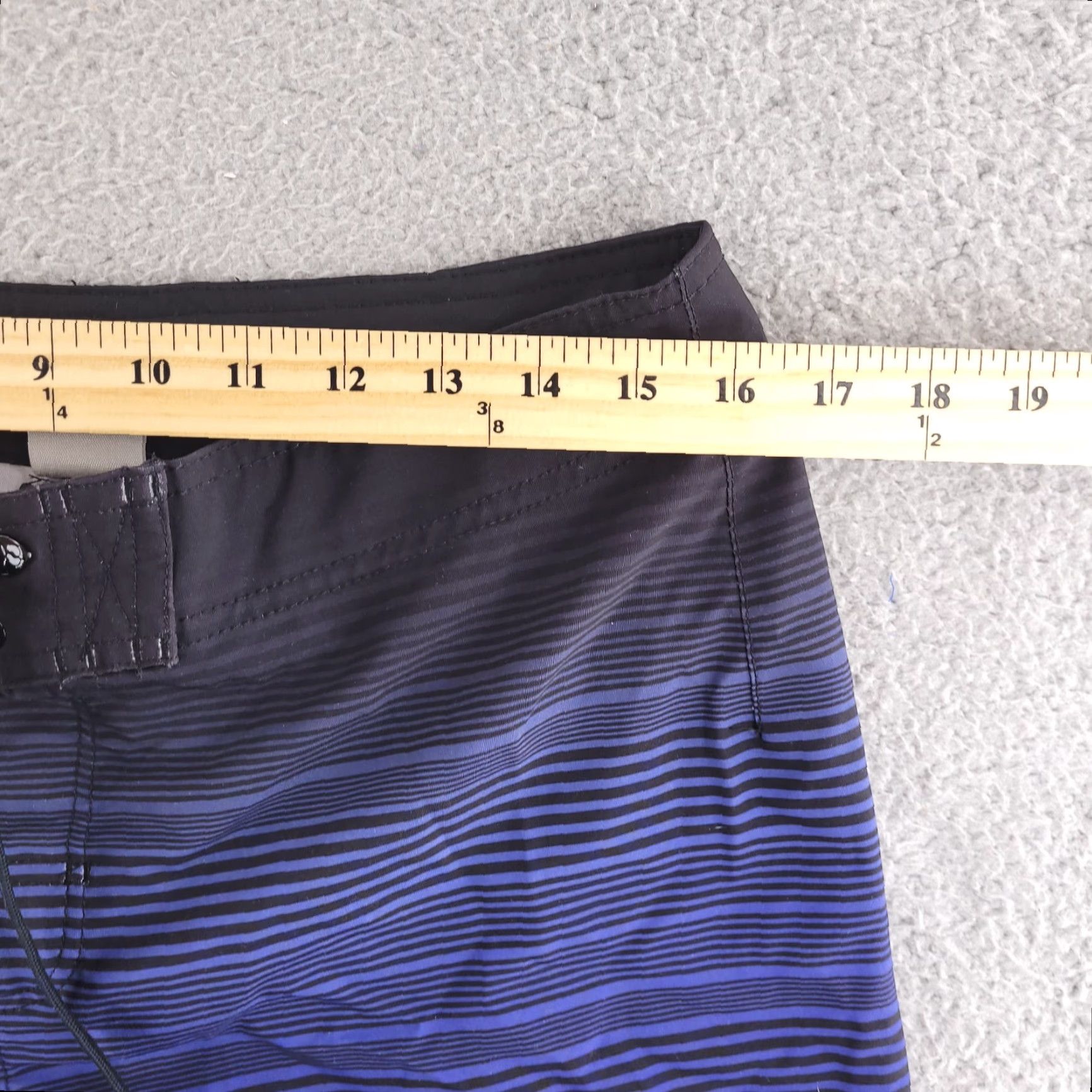 Hang Ten Hang Ten Boardshorts Mens 32 Striped Blue Red Trunks Bathing Suit Bottoms Swim Bottom Style: Trunks Size US 32 / EU 48 - 7 Thumbnail