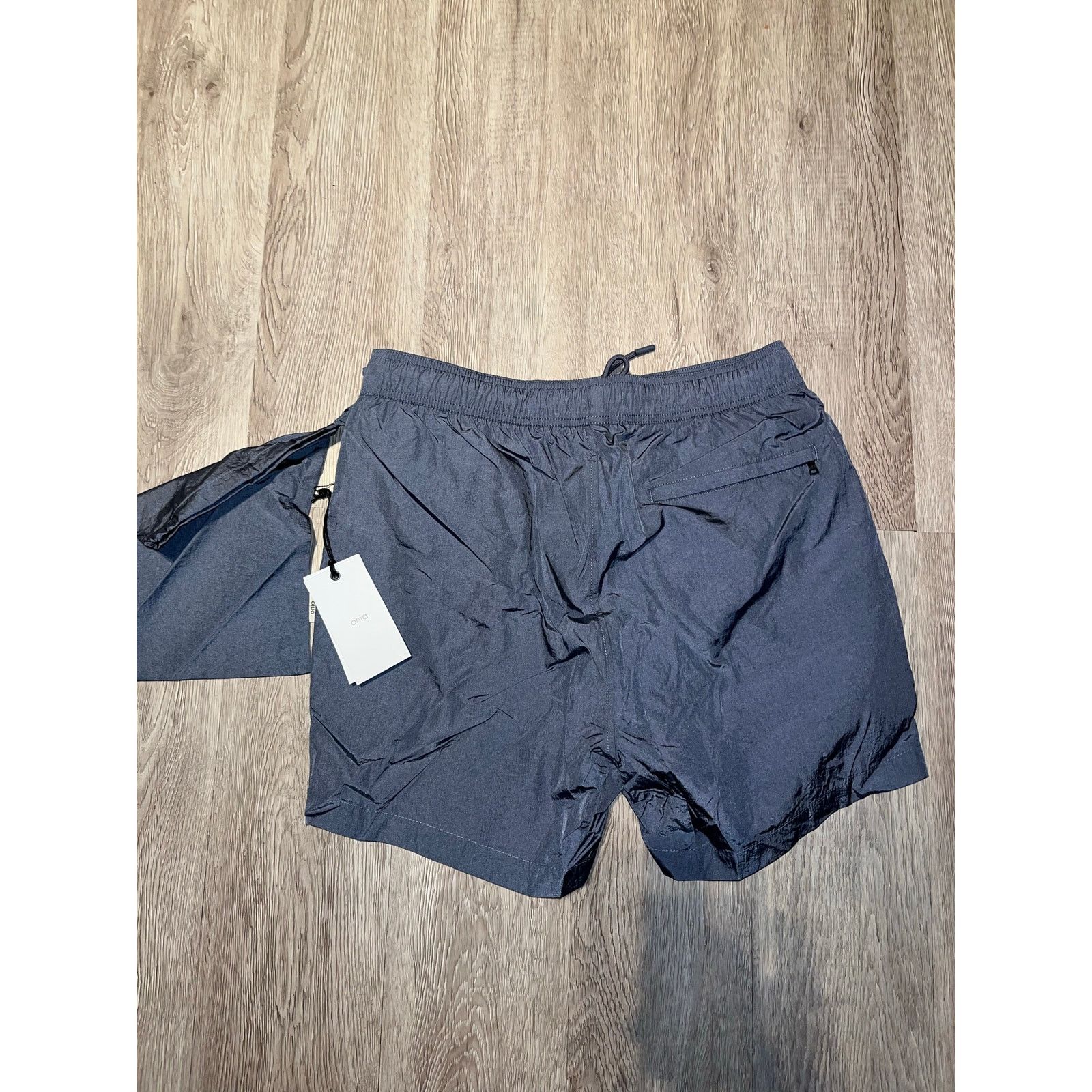 Onia Onia - Nylon Crinkle Swim Trunks 5" / M / blue / NWT Size US 32 / EU 48 - 4 Thumbnail