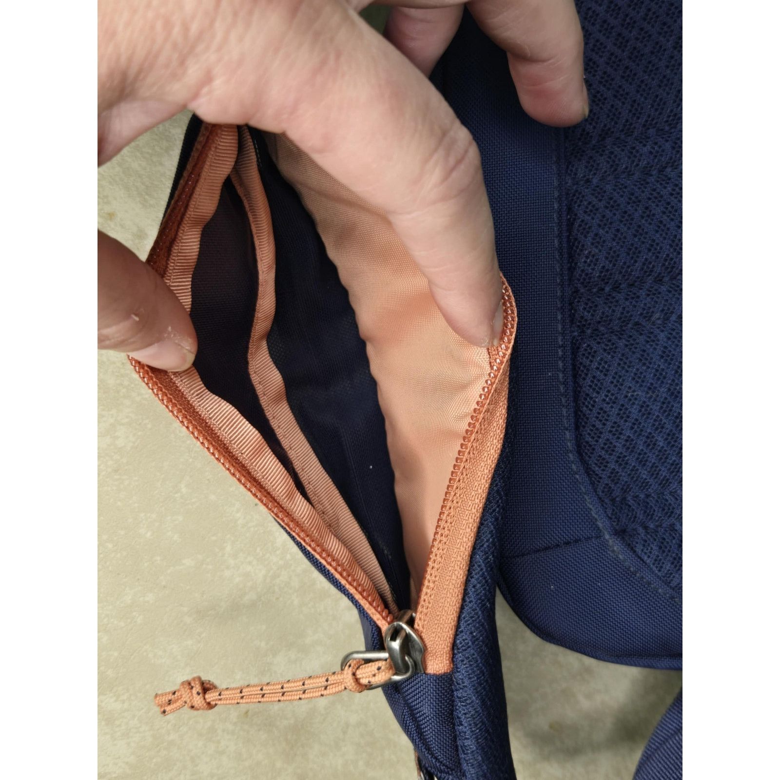 Patagonia NWT Patagonia over the shoulder back bag sling bag Size ONE SIZE - 4 Thumbnail