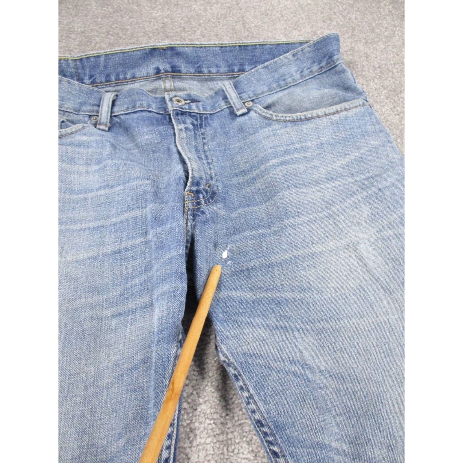 Levi's VINTAGE Levi's 514 Jeans Mens Slim Straight 34x31 Light Wash Denim Stains Included Regular Size Blue Mens Size US 34 / EU 50 - 4 Thumbnail