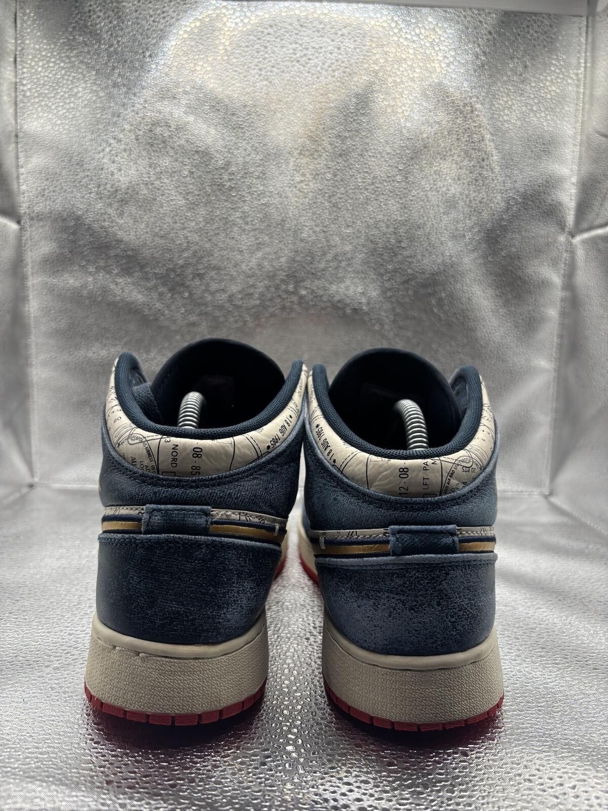 Jordan Brand Air Jordan 1 mid take flight gold swoosh GS Size US 7 / EU 40 - 4 Thumbnail