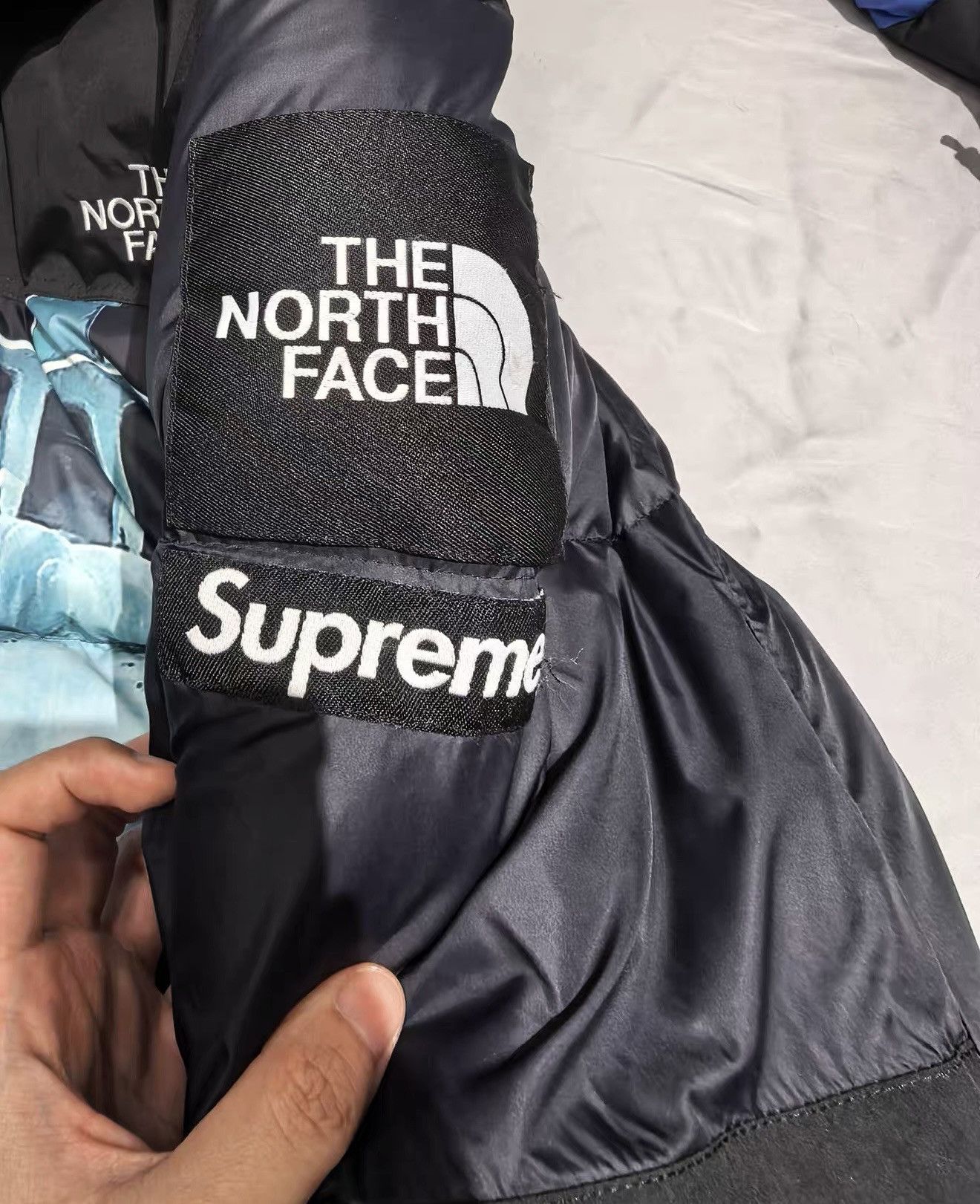 The North Face Supreme tnf north statue of liberty baltoro nuptse Jacket Size US S / EU 44-46 / 1 - 5 Thumbnail