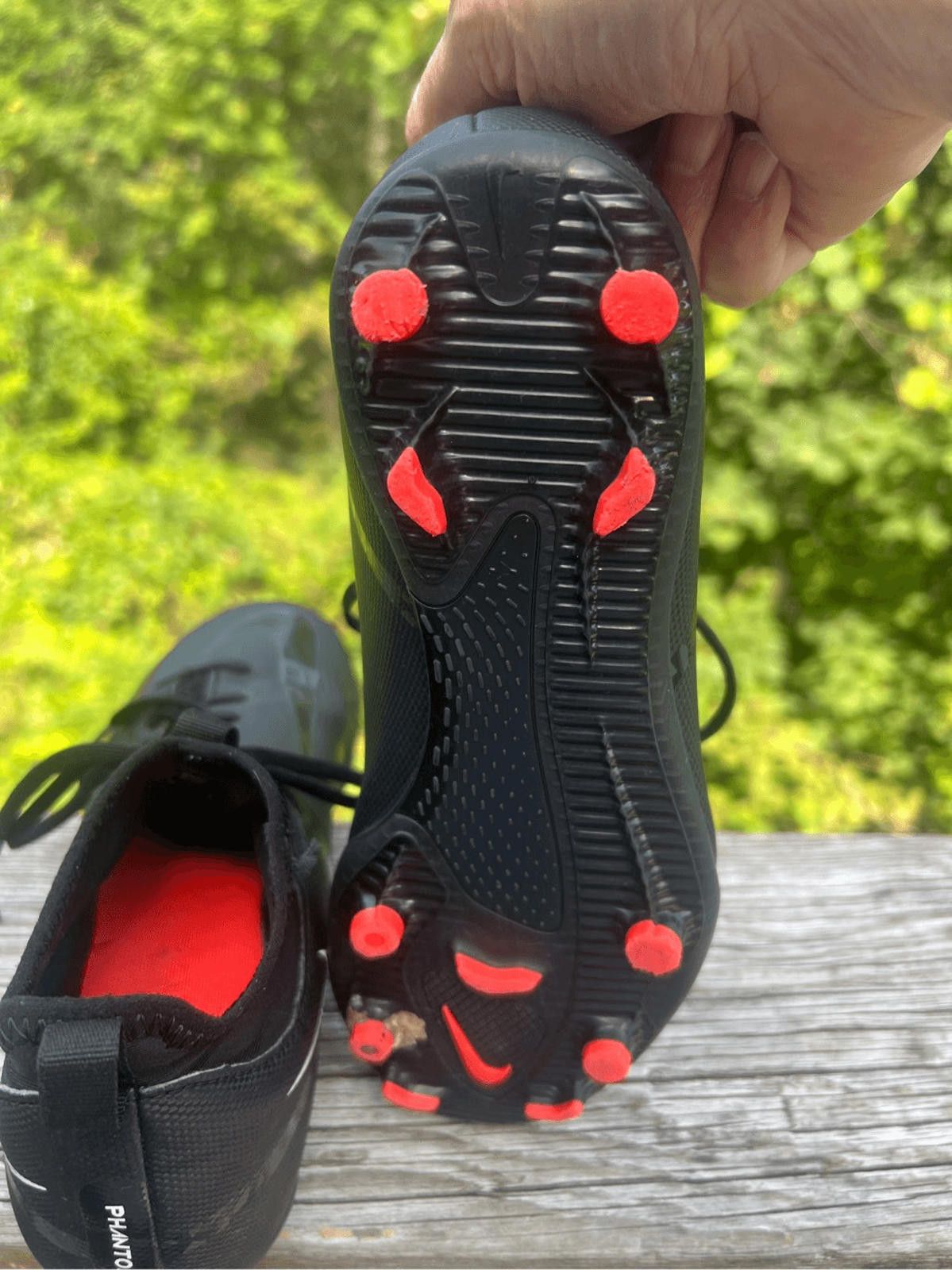Nike Nike Junior Phantom GT2 Club Dynamic-Fit FG - Black/Summit Size US 5 / EU 37 - 4 Thumbnail