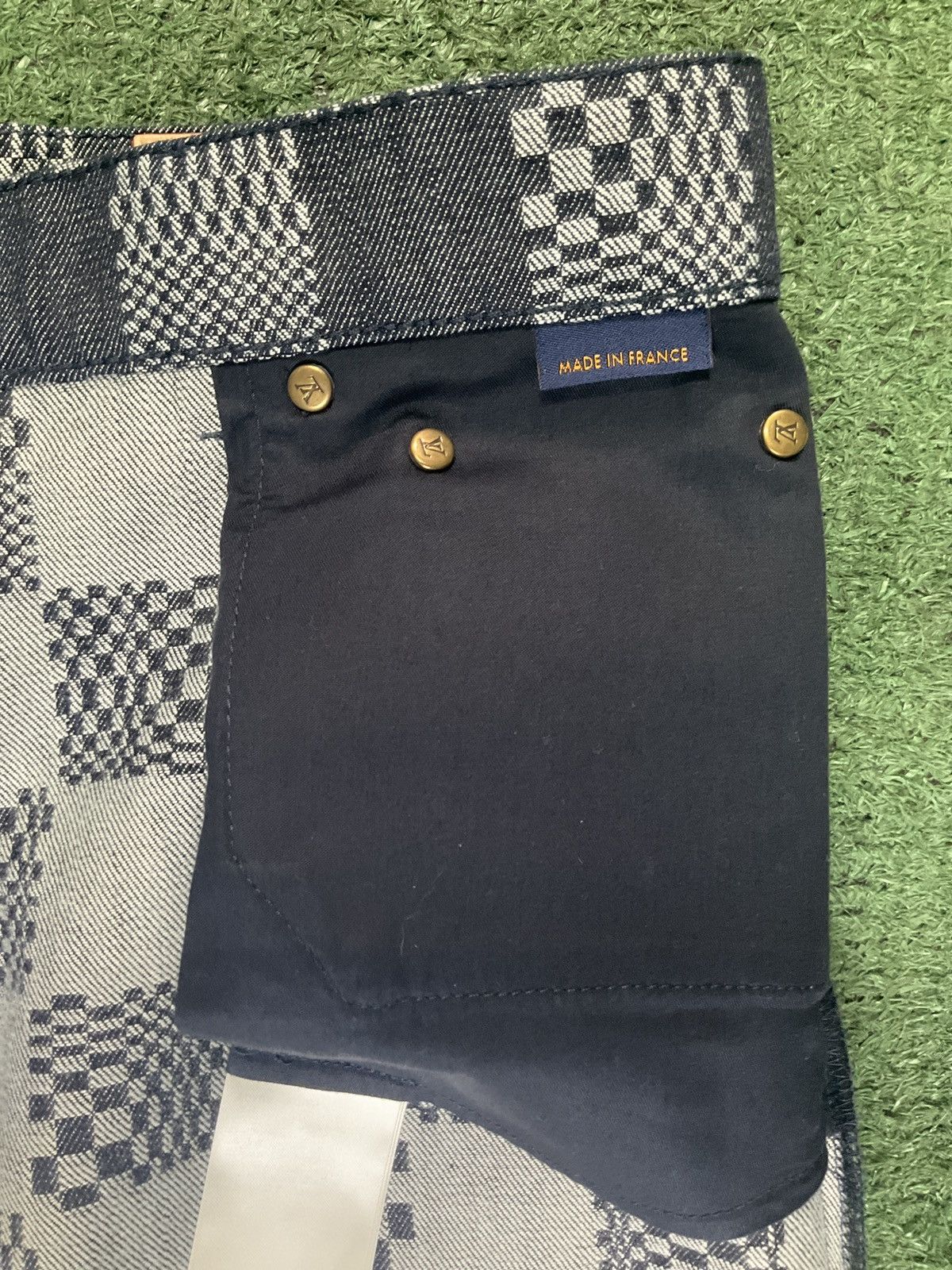 Louis Vuitton Louis Vuitton Distorted Damier Print Jeans Size US 29 - 7 Thumbnail