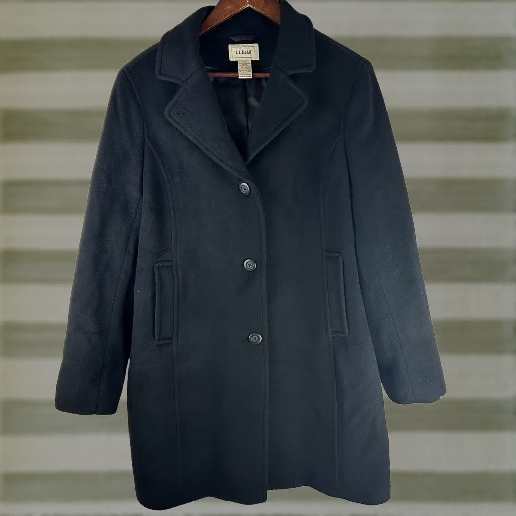 Vintage LL Bean Womens 12 Reg Black Lambswool Preppy Long Overcoat Quiet Luxury Outdoor Overcoat BlacK Lambswool 90s Preppy City Ivy Womens Size XL / US 12-14 / IT 48-50 - 1 Thumbnail