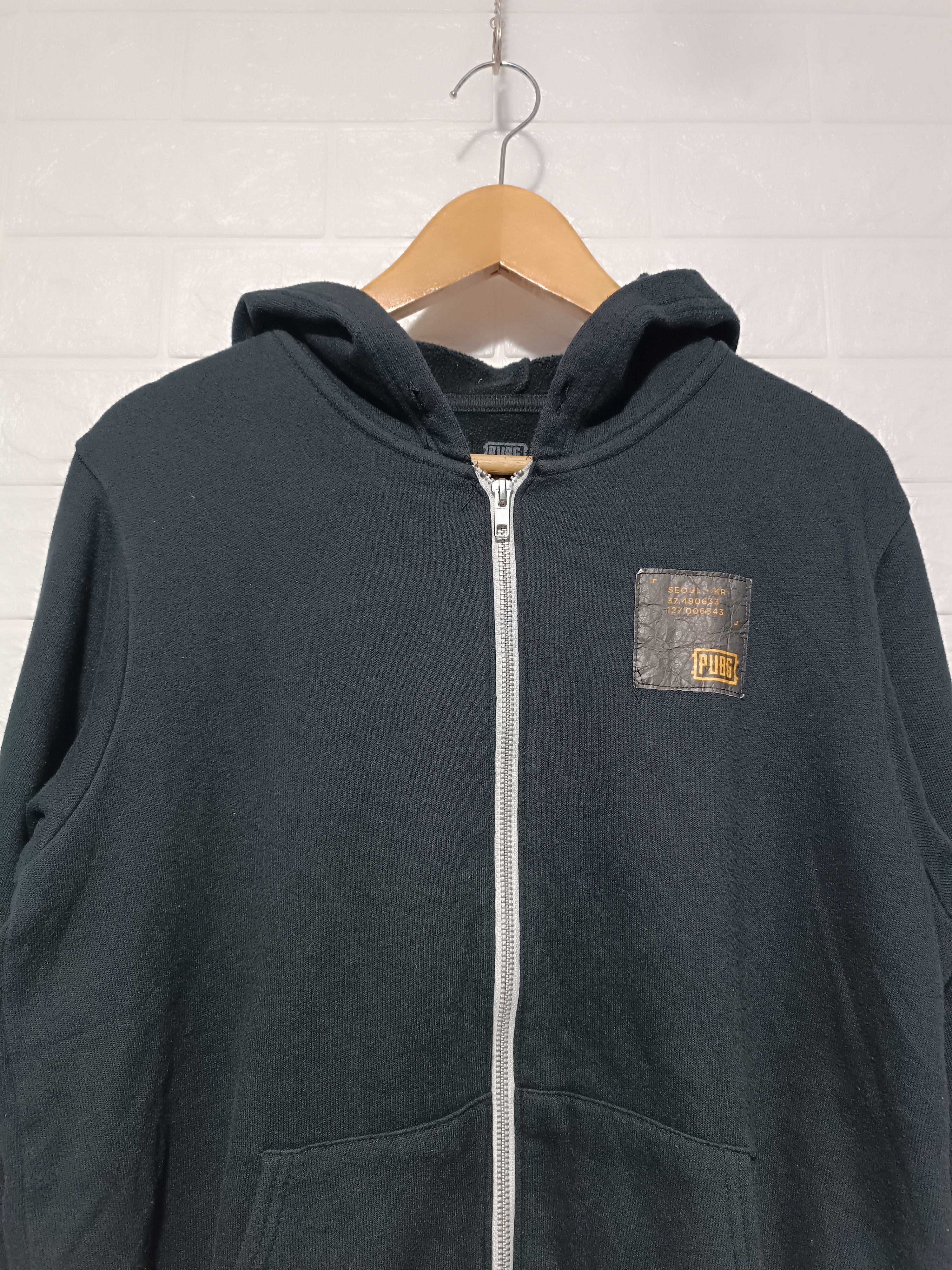 The Game PUBG Mobile Game Zip-Up Hoodie Sweater Size US M / EU 48-50 / 2 - 3 Thumbnail