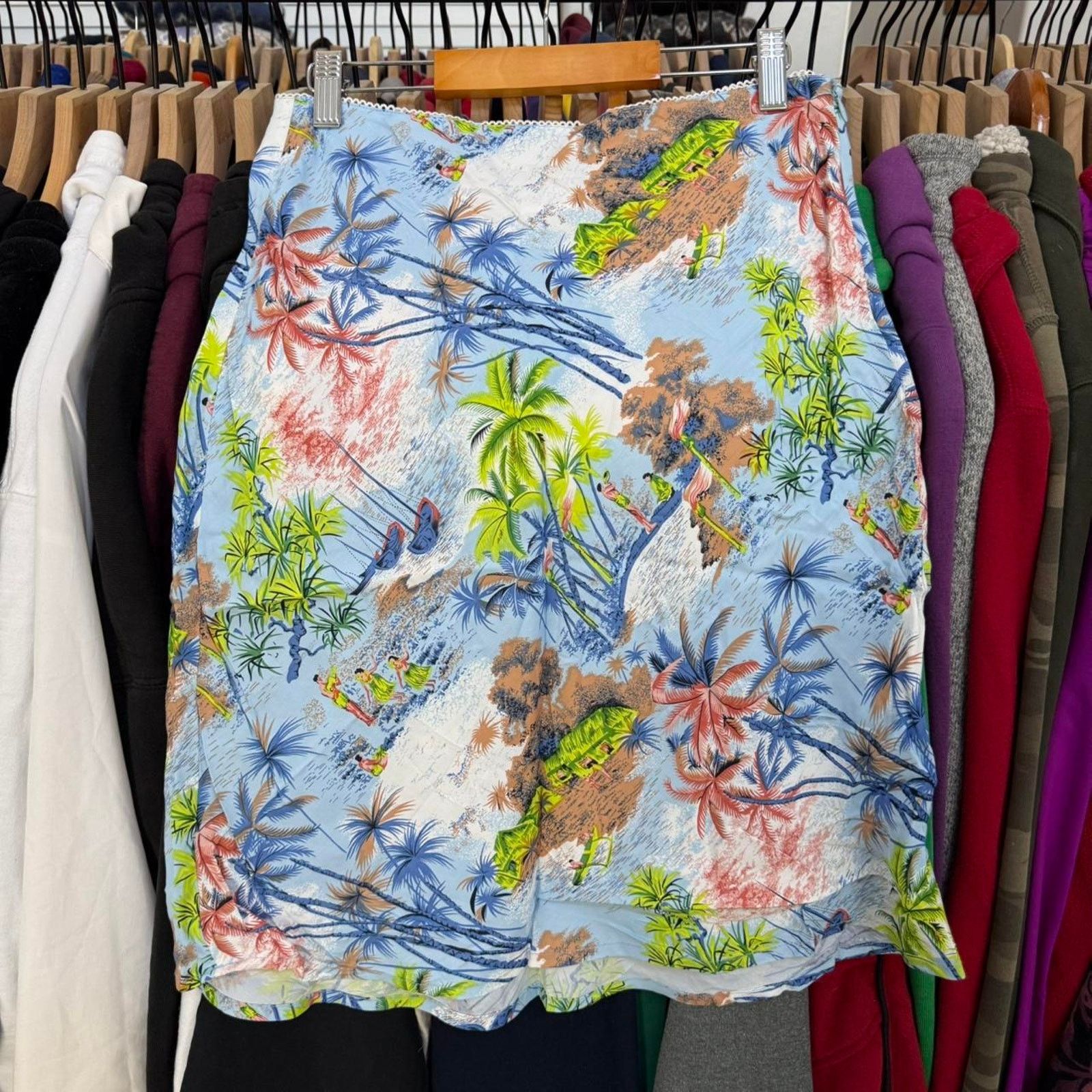 Guess Vintage 90s Women’s Guess Tropical Pattern Skirt Size 29" - 1 Thumbnail