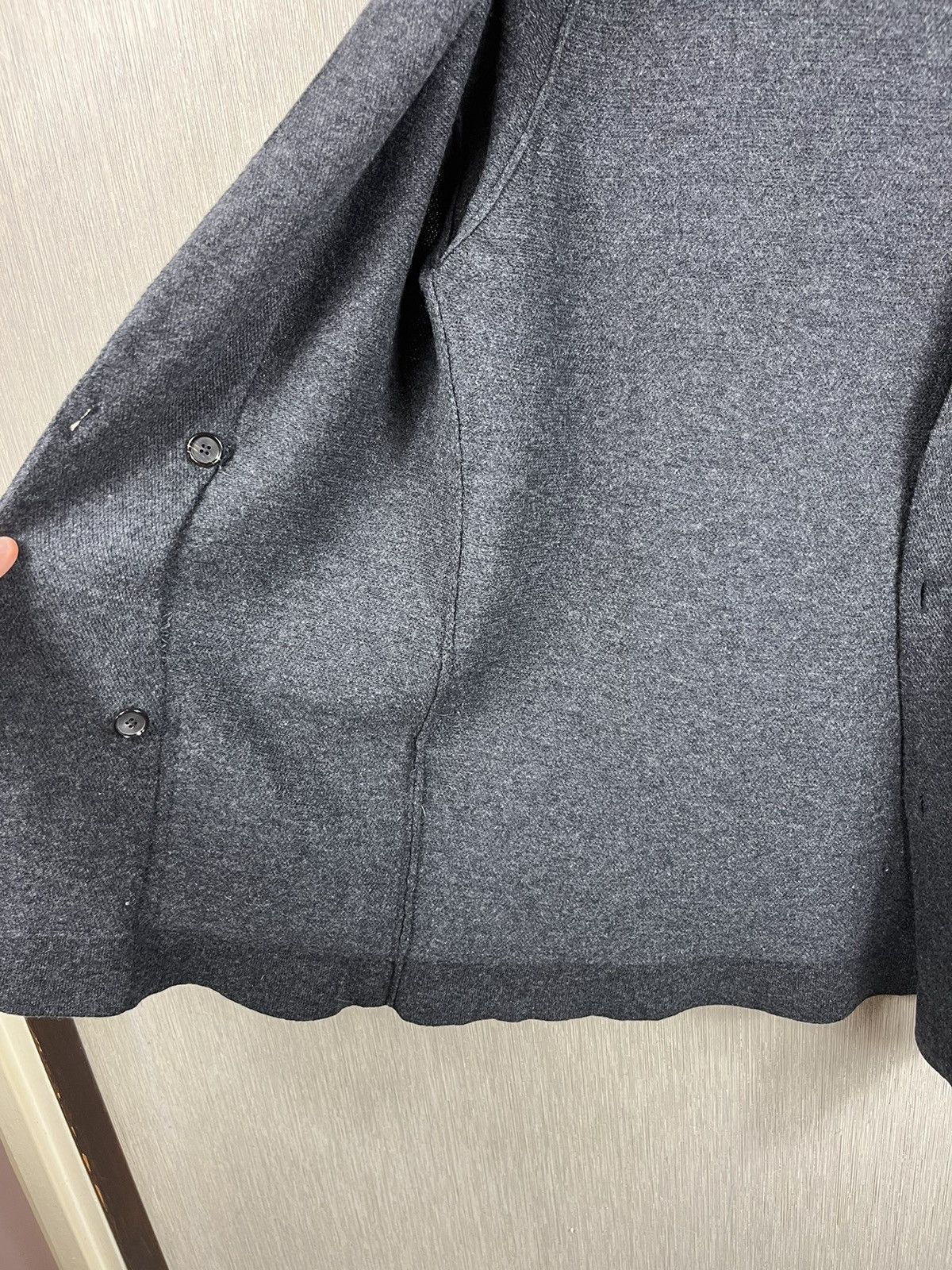 Alexander McQueen × Designer Alexander McQueen double-breasted wool cardigan sweater Size US M / EU 48-50 / 2 - 19 Thumbnail
