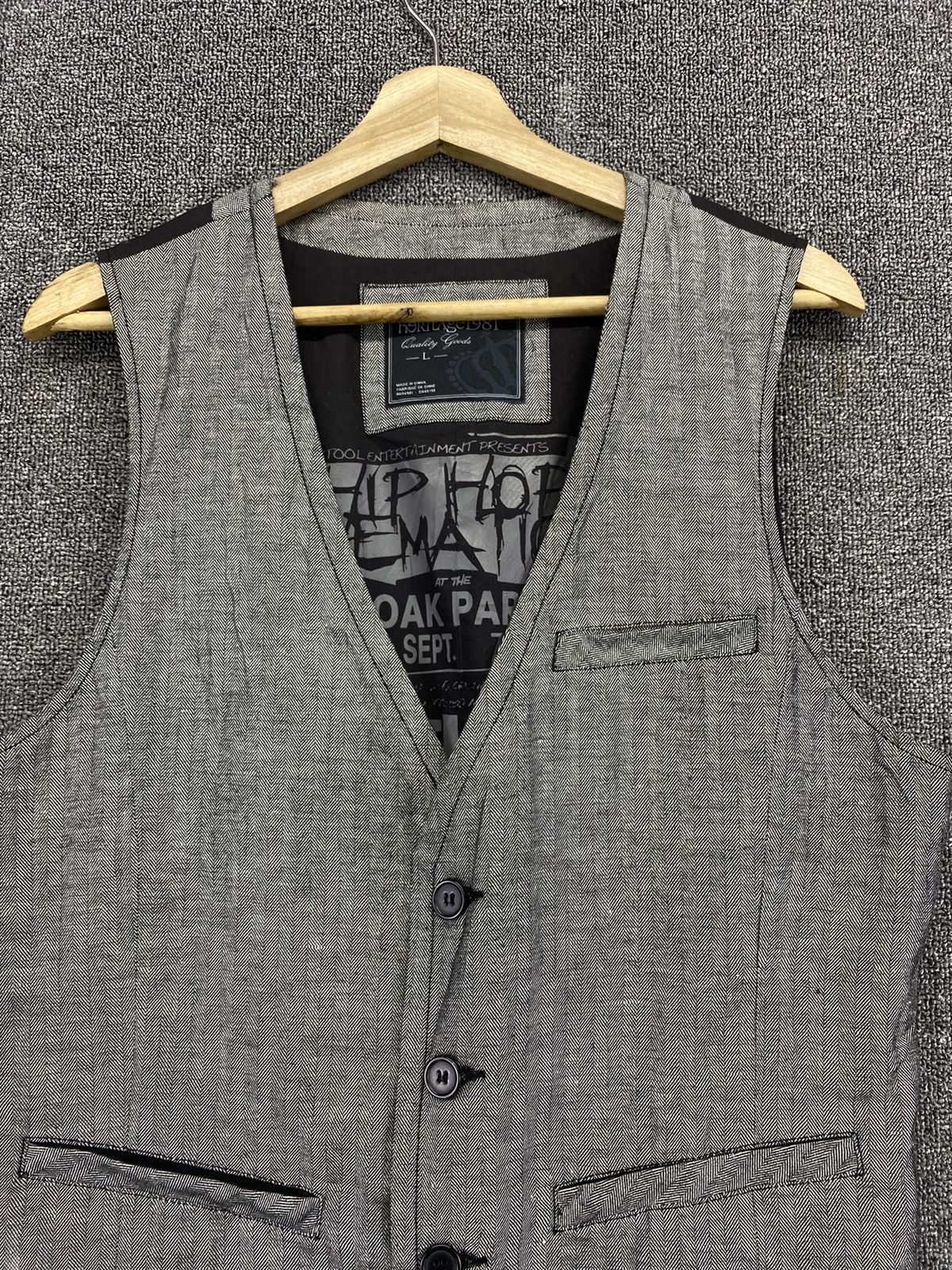 Vintage Vintage Heritage1981 Hip Hop Thematics Casual Vest Size L / US 10 / IT 46 - 5 Thumbnail