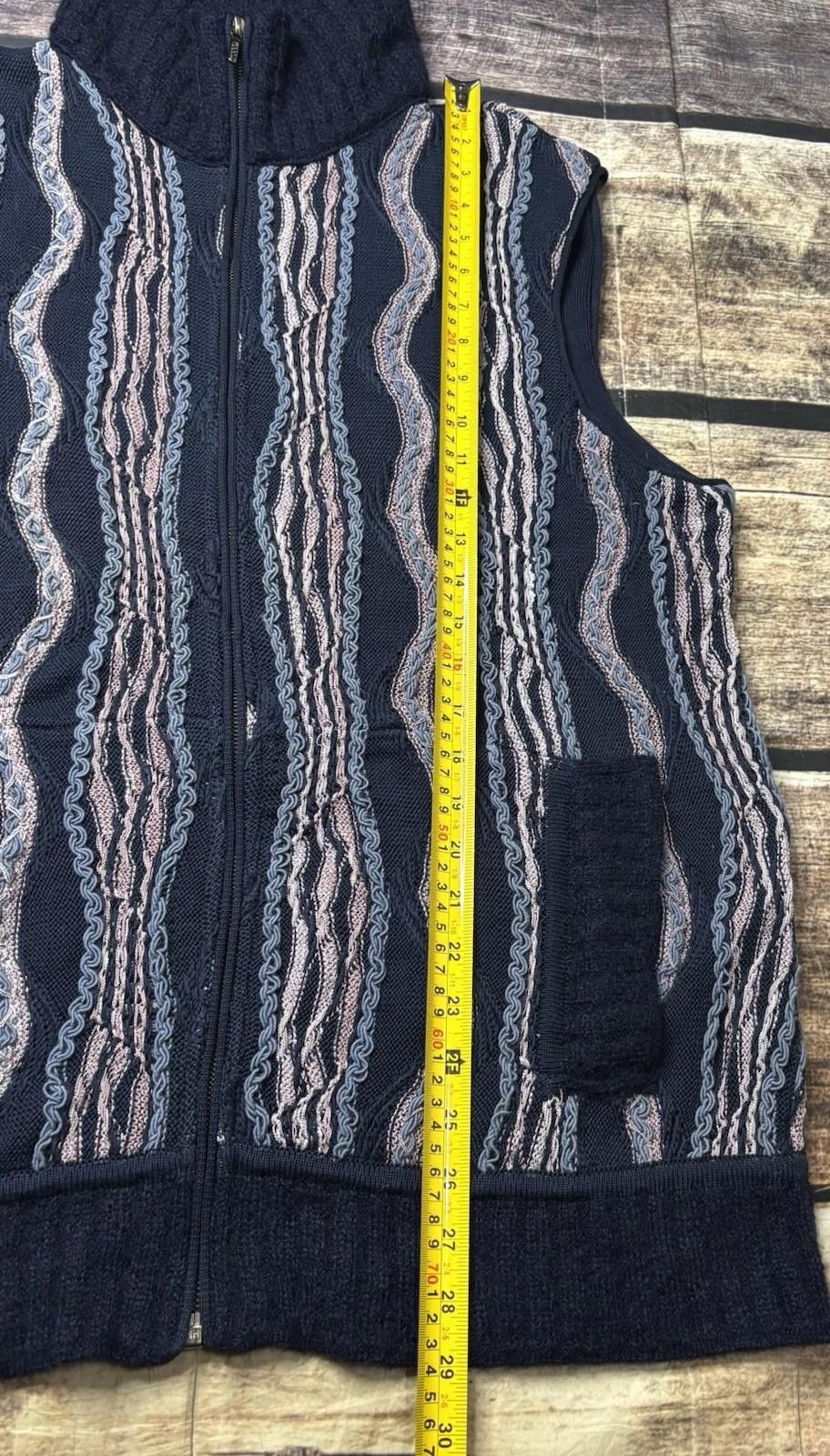 Coogi VTG Coogi Sweater Vest Mens Large 3D Knit Australia Zip Size US L / EU 52-54 / 3 - 12 Thumbnail