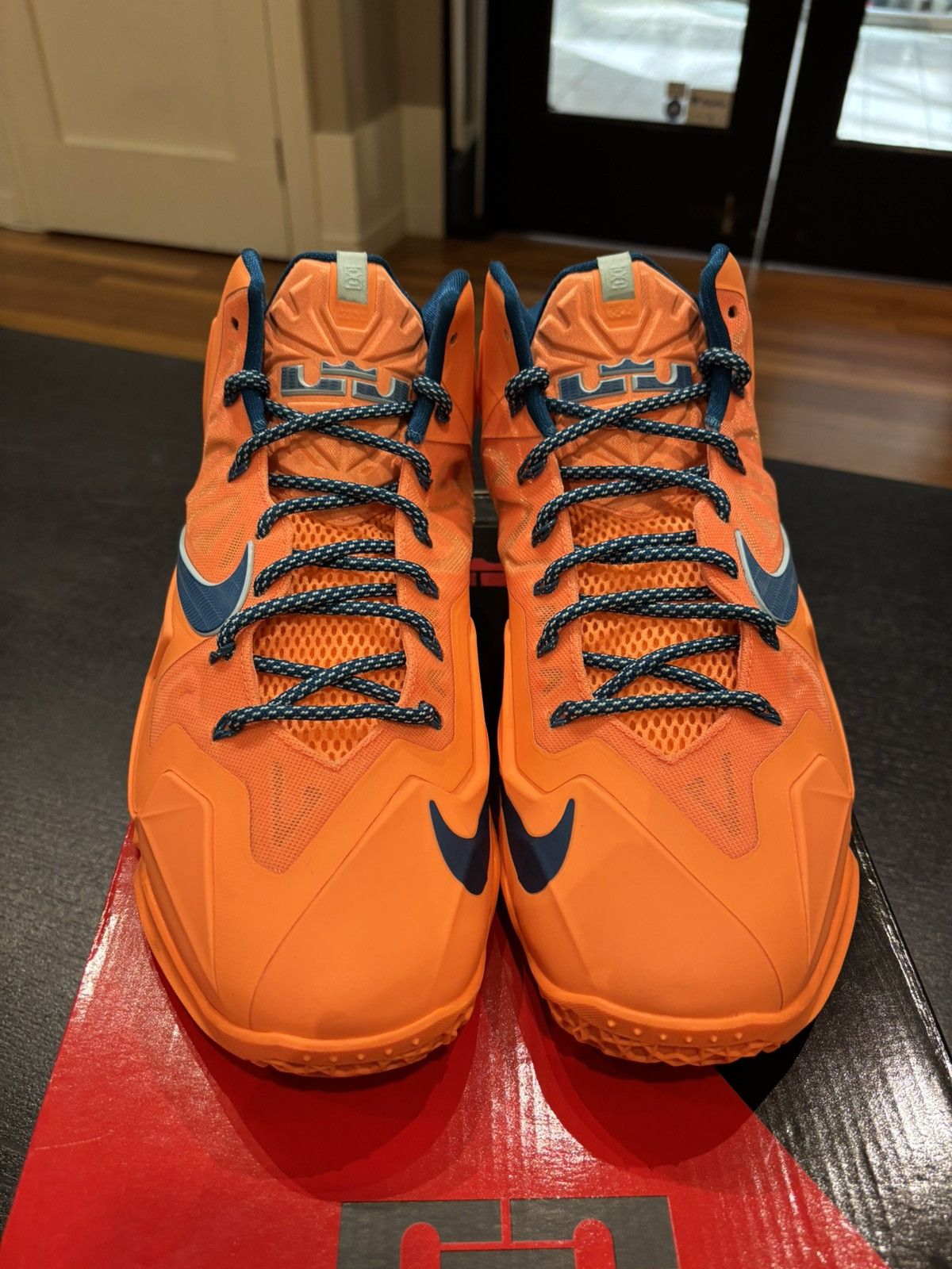 Nike Lebron 11 ‘Knicks’ Size US 11 / EU 44 - 4 Thumbnail