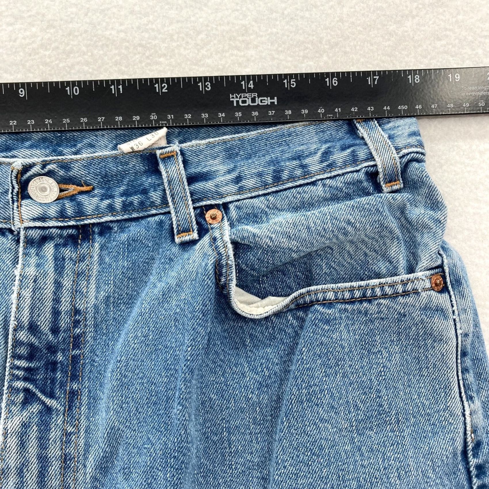 Levi's Vintage Levi's 505 Jeans Mens 36x30 Straight Denim Blue Medium Wash 2002 Y2K Levi's 500 Series 5-Pocket Design Regular Rise Mens Jeans Size US 36 / EU 52 - 7 Thumbnail