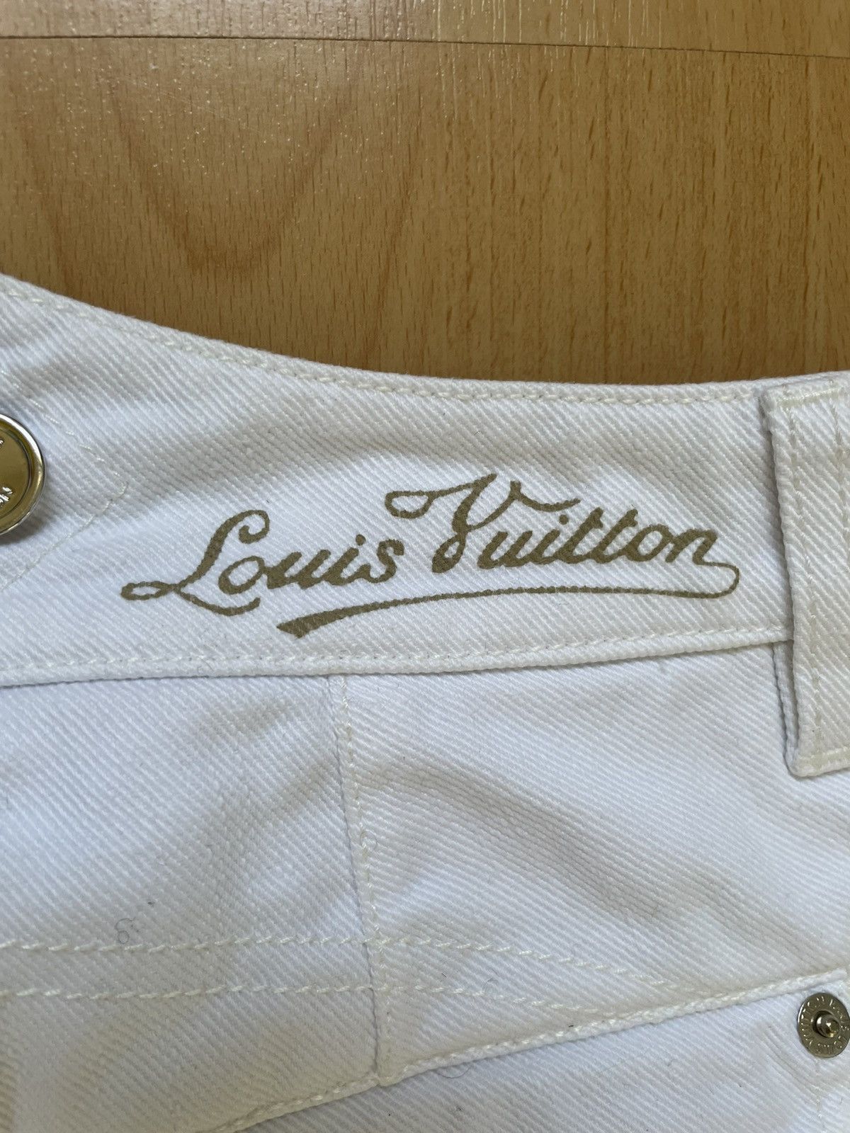 Louis Vuitton LOUIS VUITTON MONOGRAM SHORT PANTS Size 26" / US 2 / IT 38 - 5 Thumbnail
