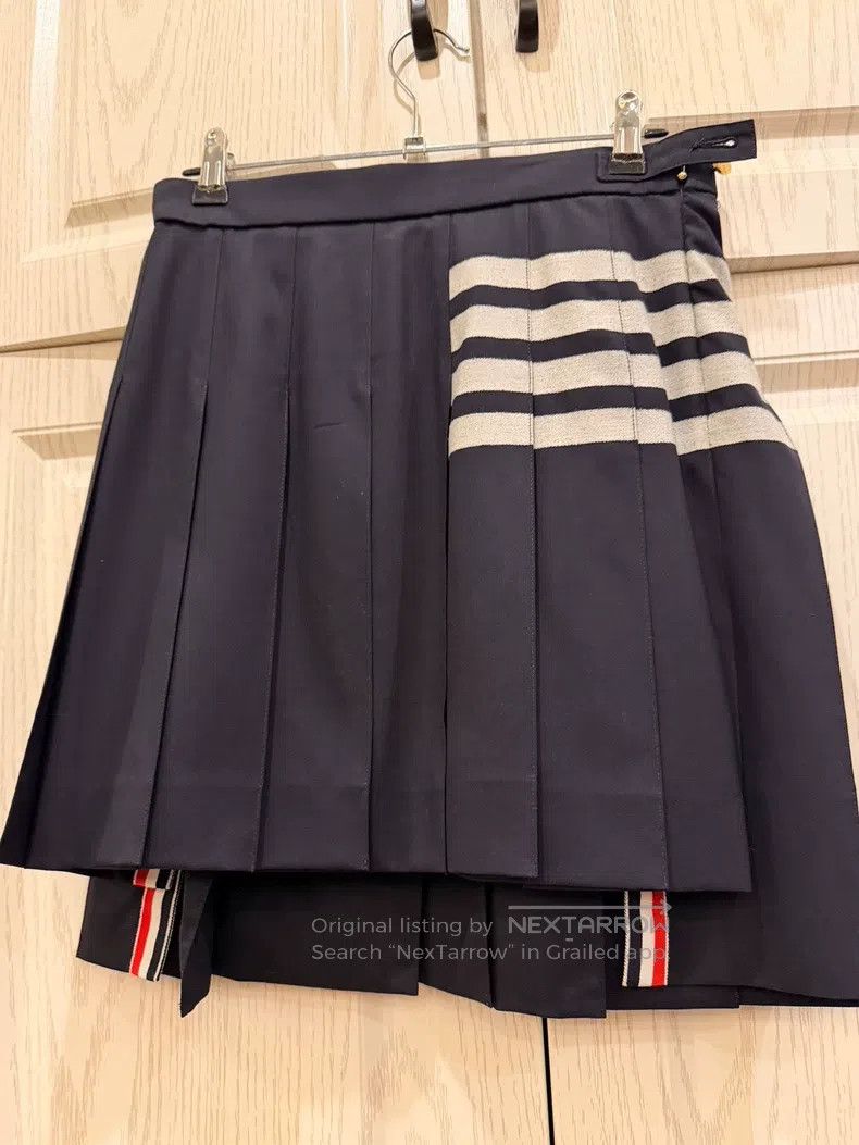 Thom Browne Thom Browne Short wool pleated skirt, half-length skirt Size 25" / US 0 / IT 36 - 3 Thumbnail