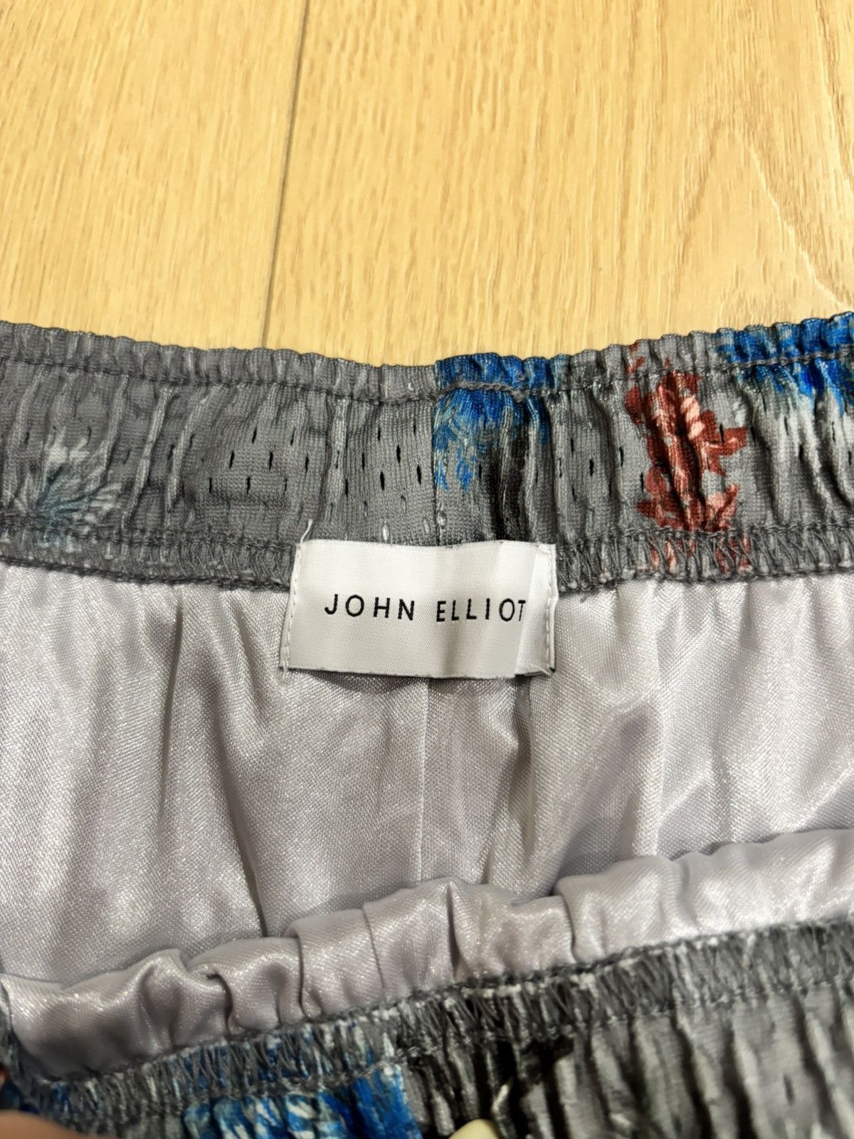 John Elliott John Elliott Grey Mesh Game Shorts Crane Pine Tree Graphic Size US 30 / EU 46 - 2 Thumbnail